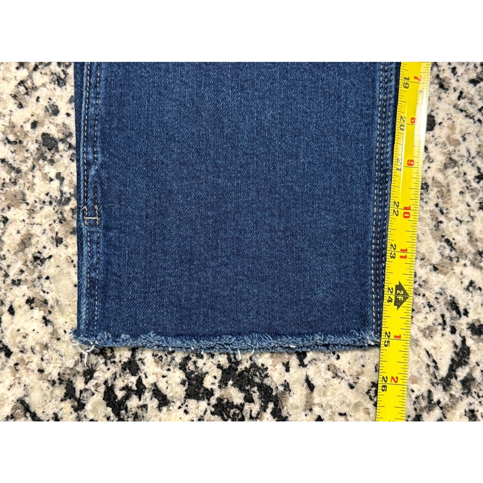 Vintage Judy Blue Jeans Womens Cropped Straight High Rise Stretch Raw Hem 5/27 Blue Denim Button Zip 27 in Waist 25 in Inseam 5-Pocket Size 27" / US 4 / IT 40 - 2 Thumbnail