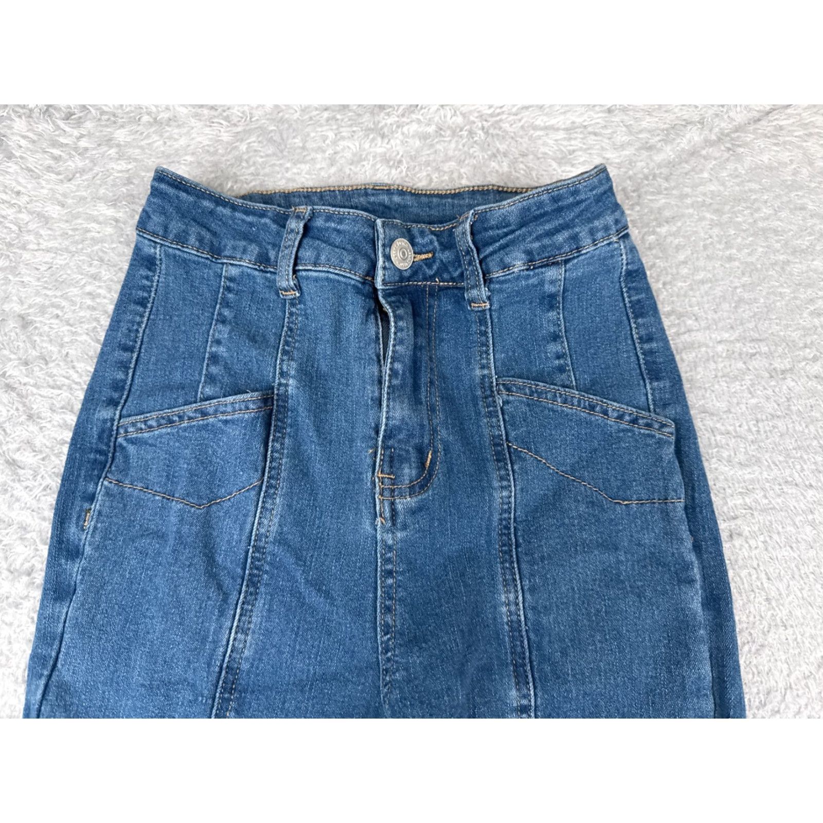 Shein Shein Jeans Women 2 Blue Denim Flare High Rise Raw Hem Cotton Blend 22x28 Size 26" / US 2 / IT 38 - 4 Thumbnail