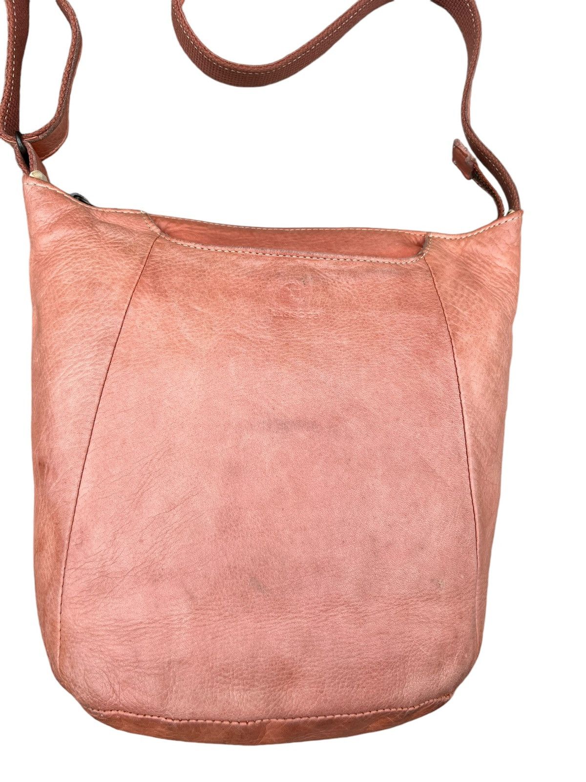 Leather Kissora Japan Muddy Patina Leather Sling Bag Size ONE SIZE - 7 Thumbnail