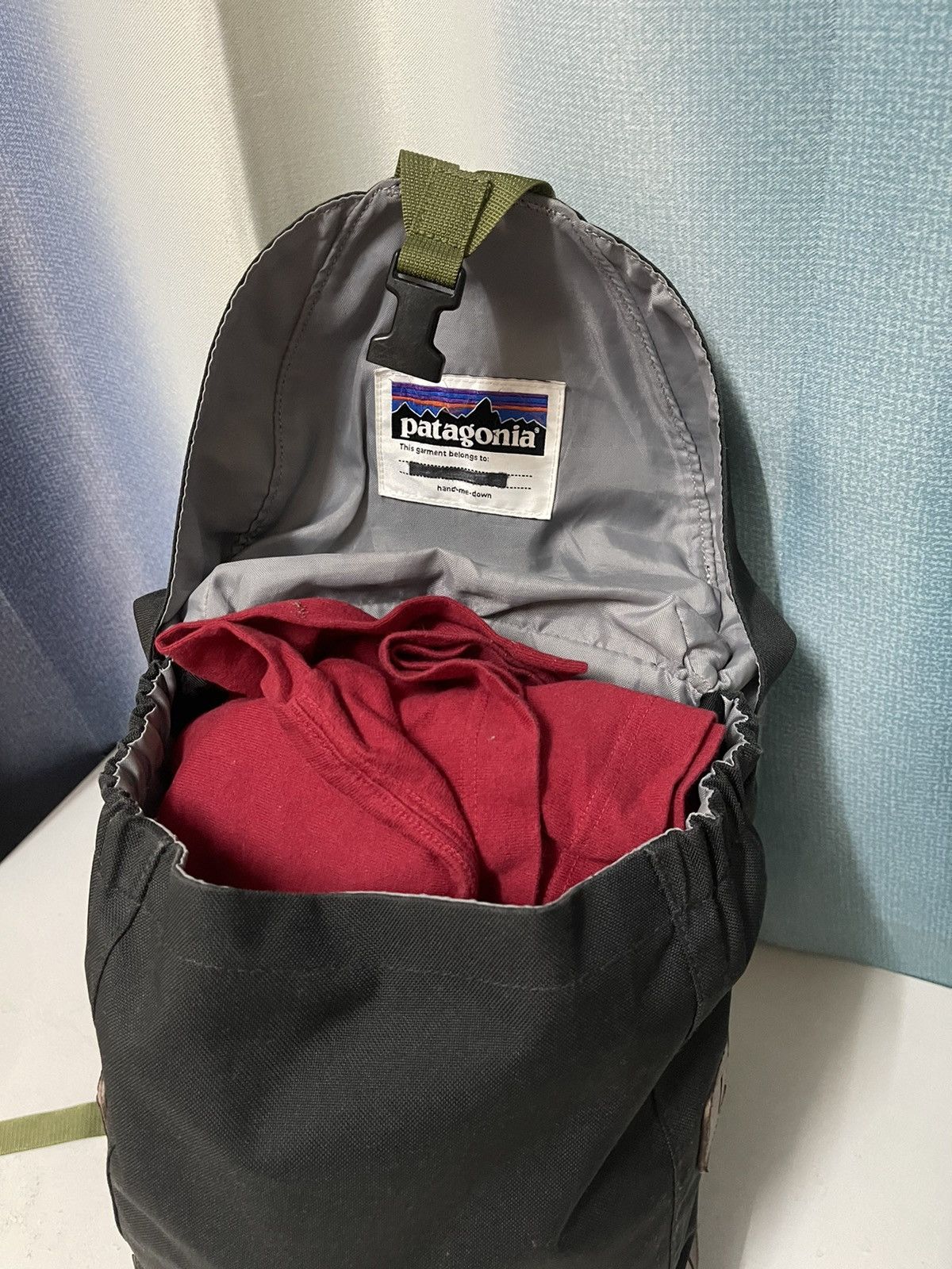 Patagonia PATAGONIA REFUGIO DAYPACK OUTDOOR HIKING Size ONE SIZE - 5 Thumbnail