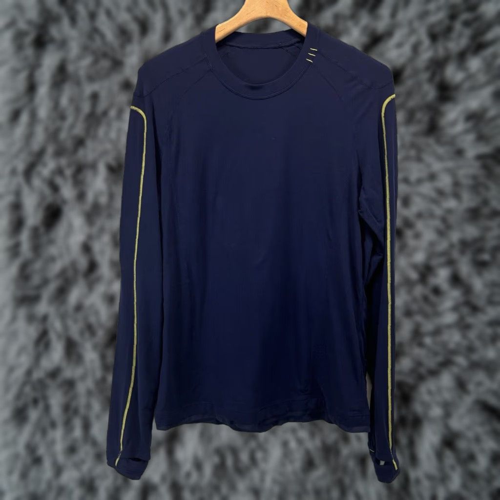 Lululemon Lululemon Long Sleeve Athletic Pullover Shirt Mens Large Navy Blue Lightweight Size US L / EU 52-54 / 3 - 1 Thumbnail