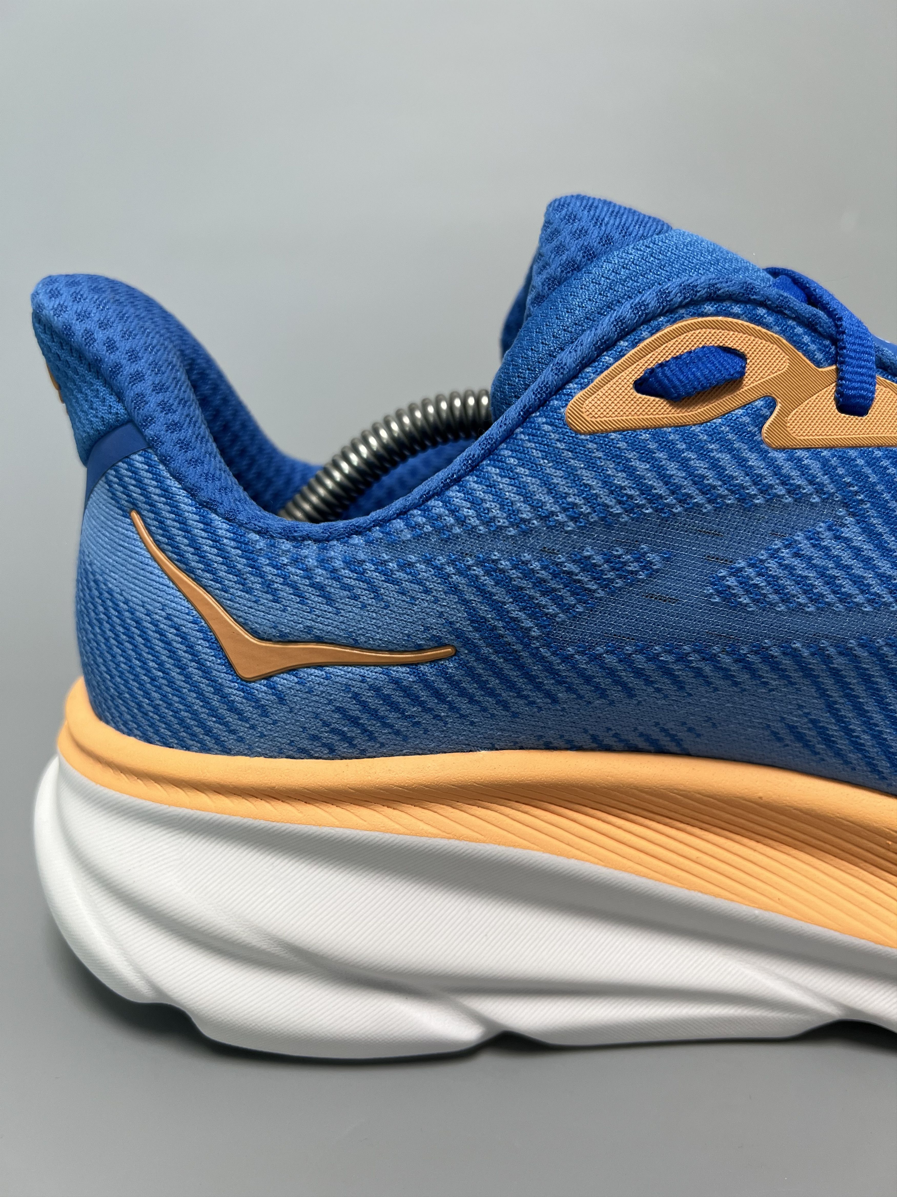Hoka 9D Hoka One One Clifton 9 Running Shoes Walking Gym Size US 9 / EU 42 - 6 Thumbnail