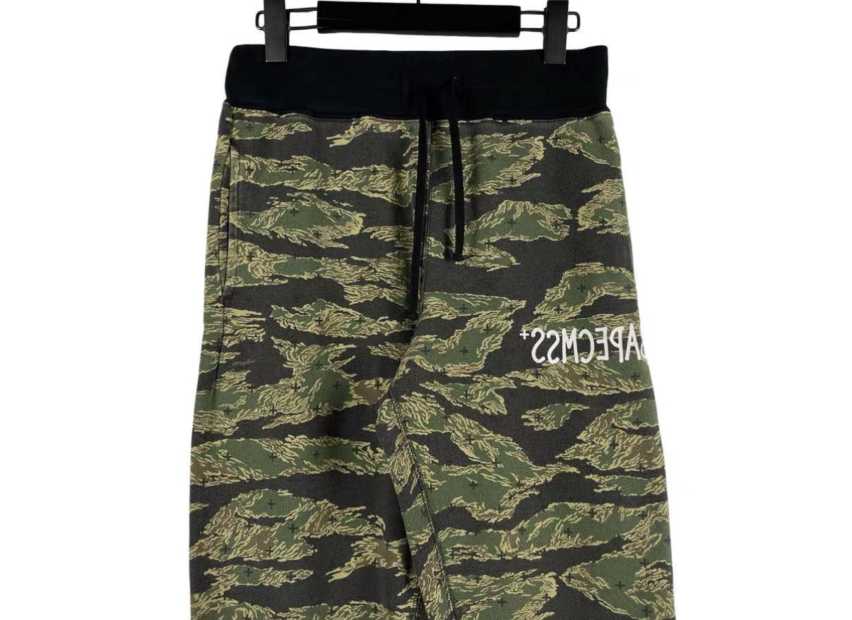 Bape Bape x CMSS Tiger Camo Track Pants J31 Size US 32 / EU 48 - 3 Thumbnail