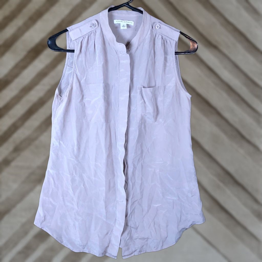 Banana Republic Banana Republic Womens Blouse Purple Button Down Sleeveless Tank 100% Silk 4 Size S / US 4 / IT 40 - 1 Thumbnail