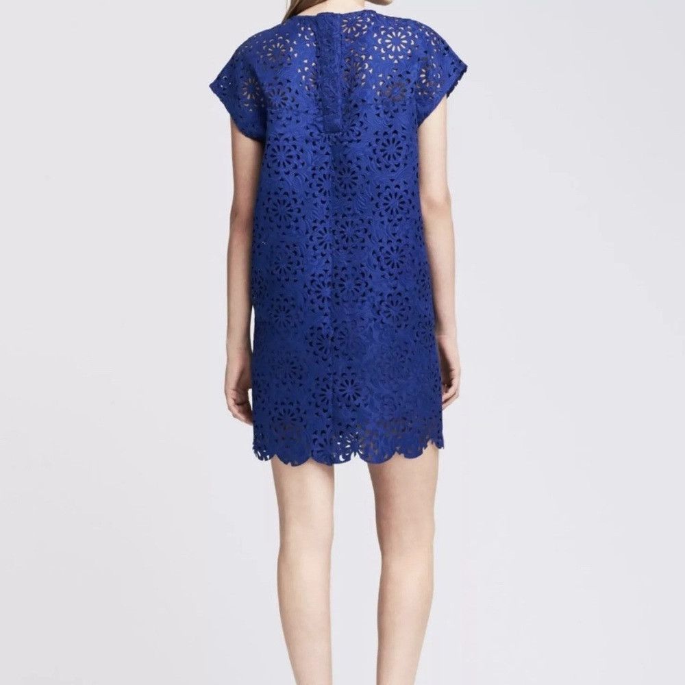 Banana Republic Banana Republic Monogram Laser Shift Dress Blue Small 4 Size ONE SIZE - 2 Thumbnail