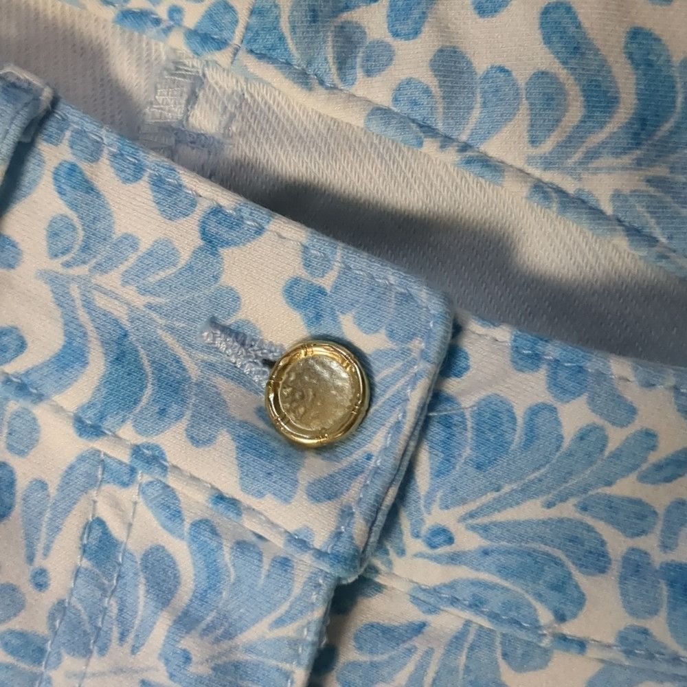 J.McLaughlin J. McLaughlin blue white leaves jeans size 0 Size 25" / US 0 / IT 36 - 2 Thumbnail
