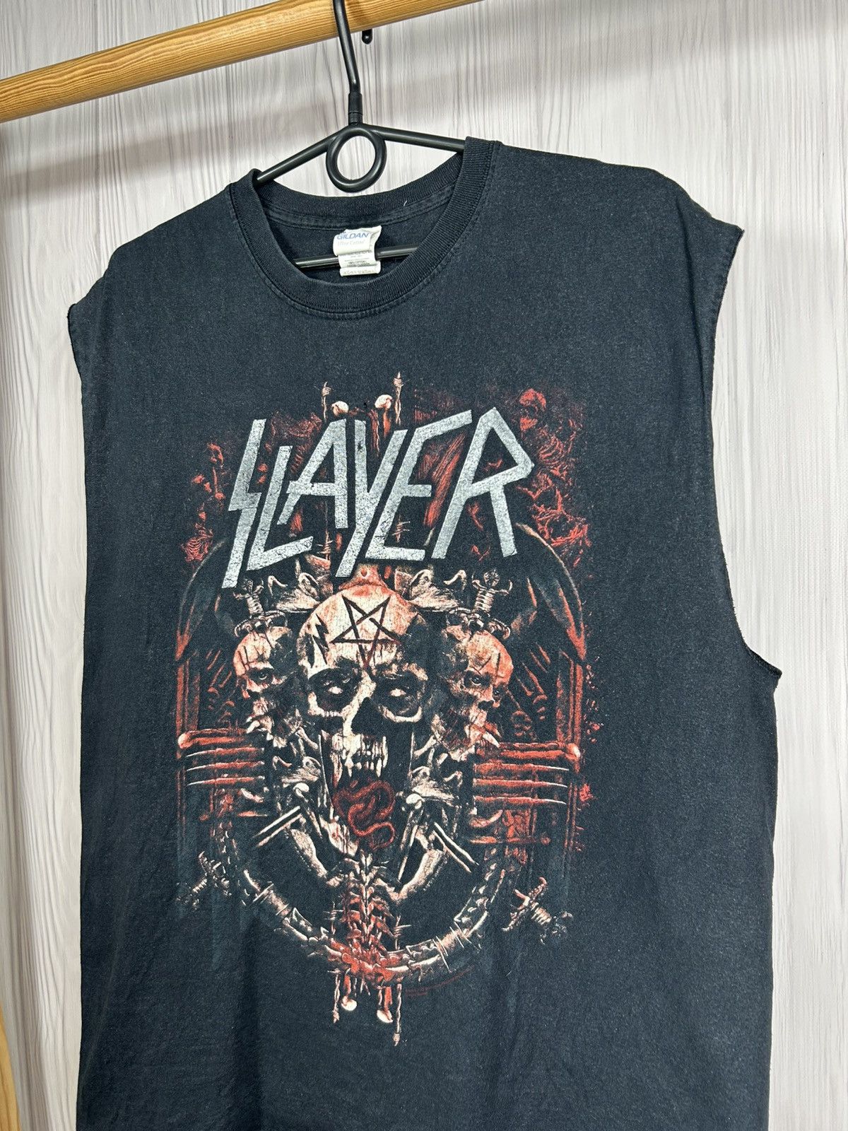 Band Tees Vintage Slayer World Tour Thrashed Tank Top Size L Size US L / EU 52-54 / 3 - 3 Thumbnail