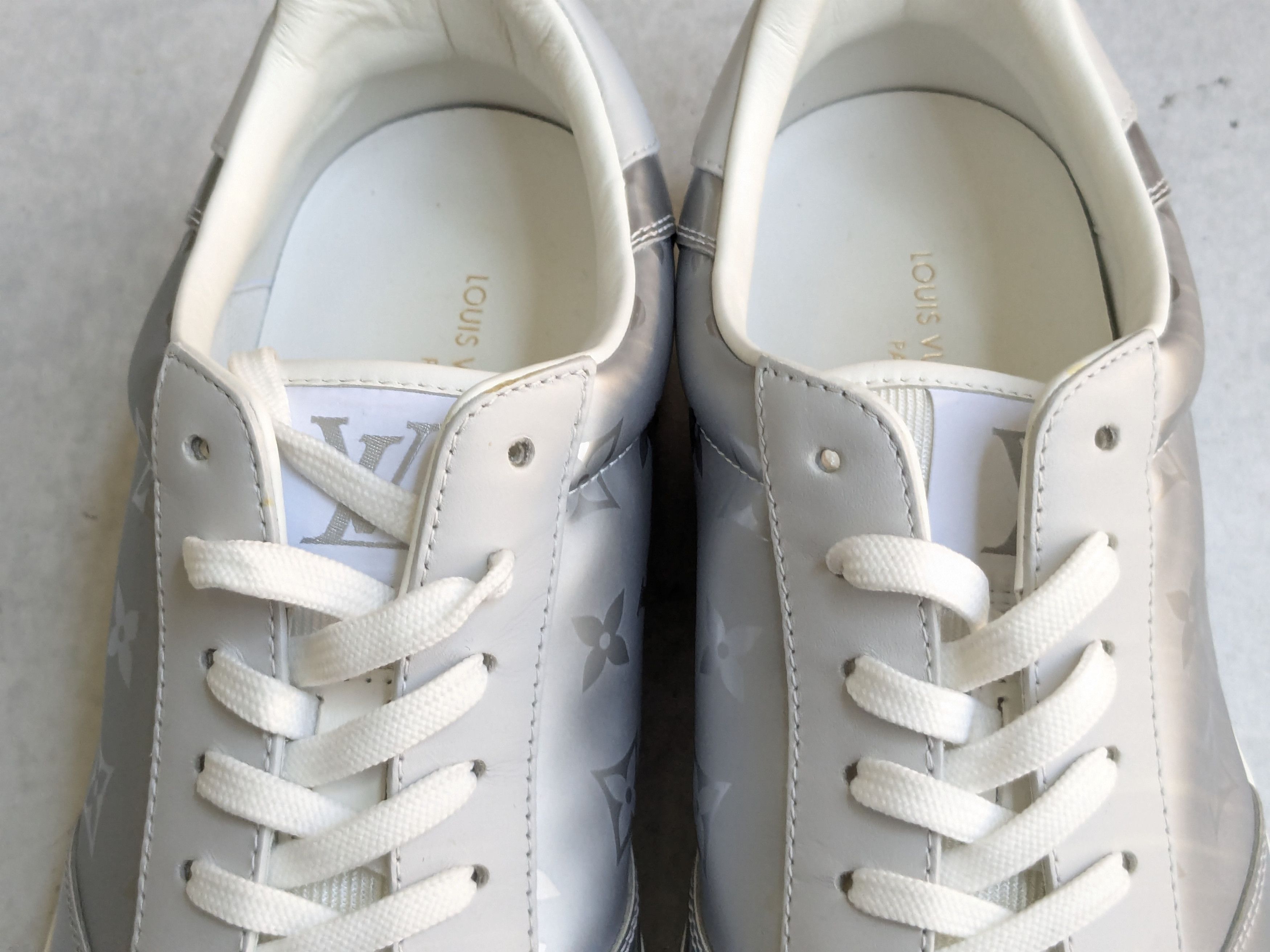 Louis Vuitton Louis Vuitton Monogram Sneakers Silver 10.5 Leather Size US 10.5 / EU 43-44 - 8 Thumbnail