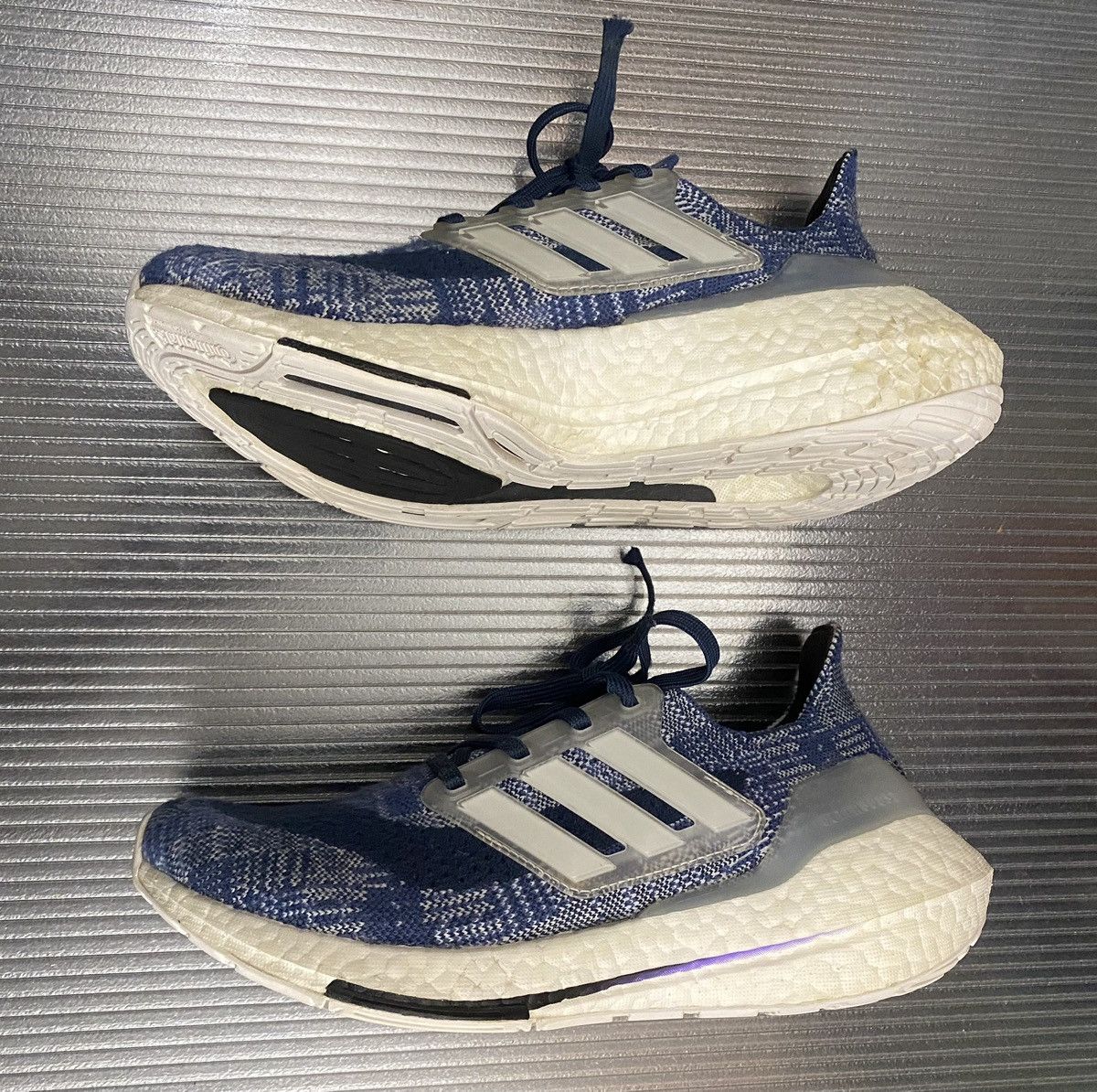 Adidas VGC Adidas ultraboost 21 primeblue j “crew blue” sneakers 6 Size US 6 / IT 36 - 4 Thumbnail