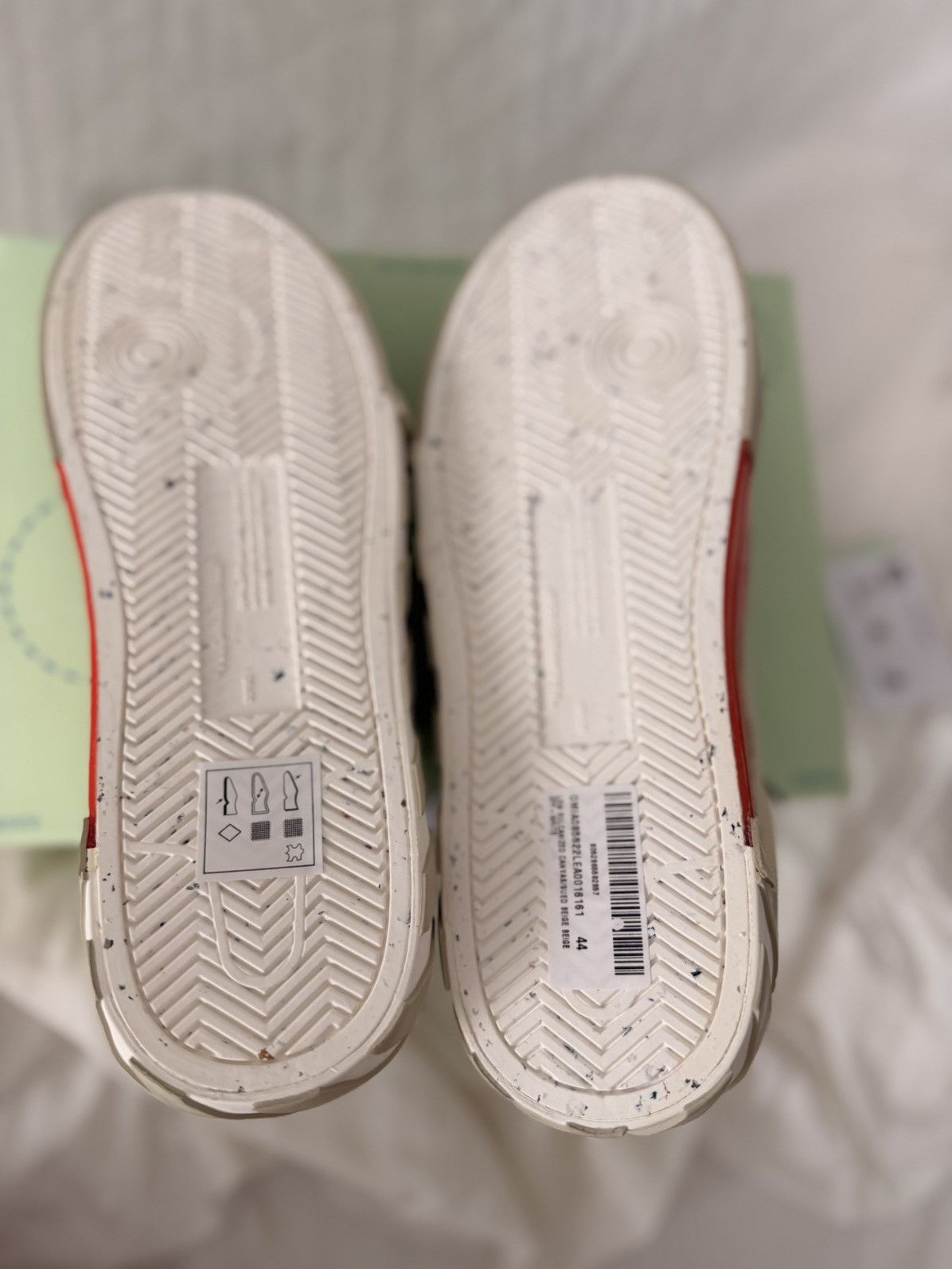 Off-White Off-White Low Vulcanized Beige Men's Sneakers Size US 11 / EU 44 - 8 Thumbnail