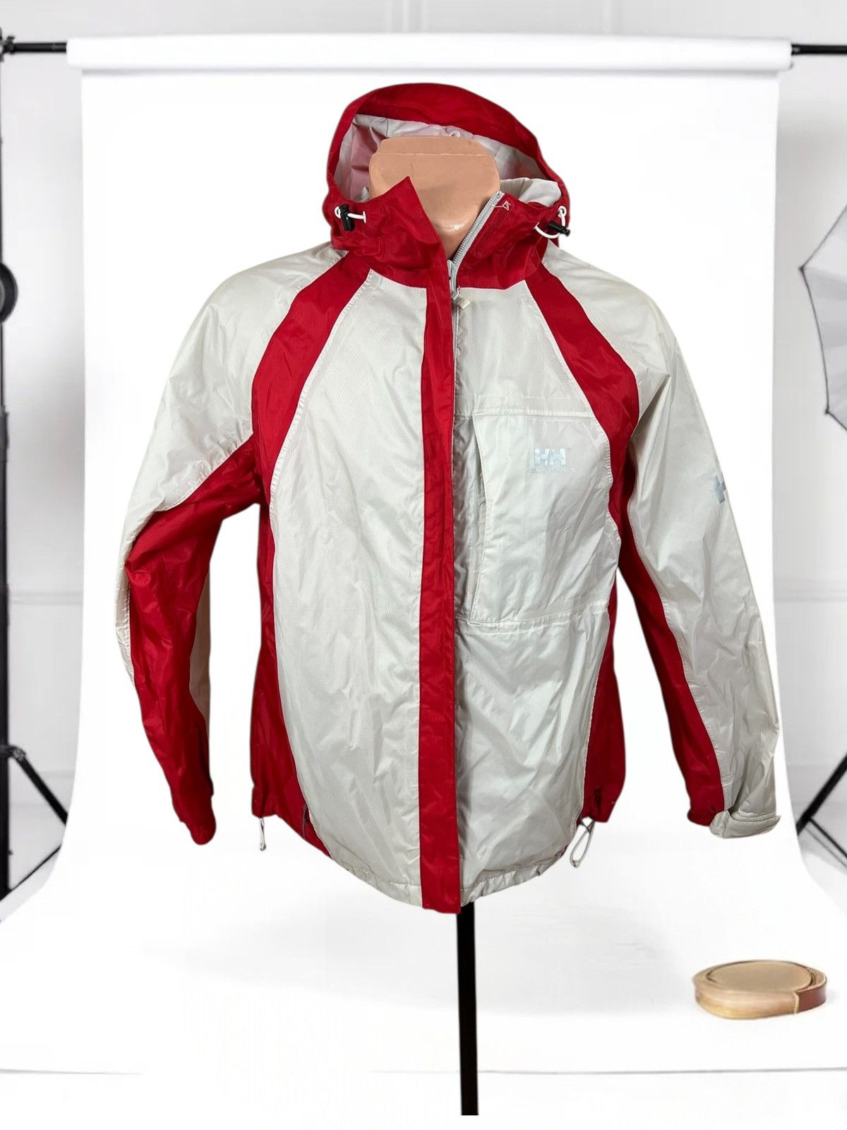 Helly Hansen Helly Hansen light jacket size M Size US M / EU 48-50 / 2 - 1 Thumbnail