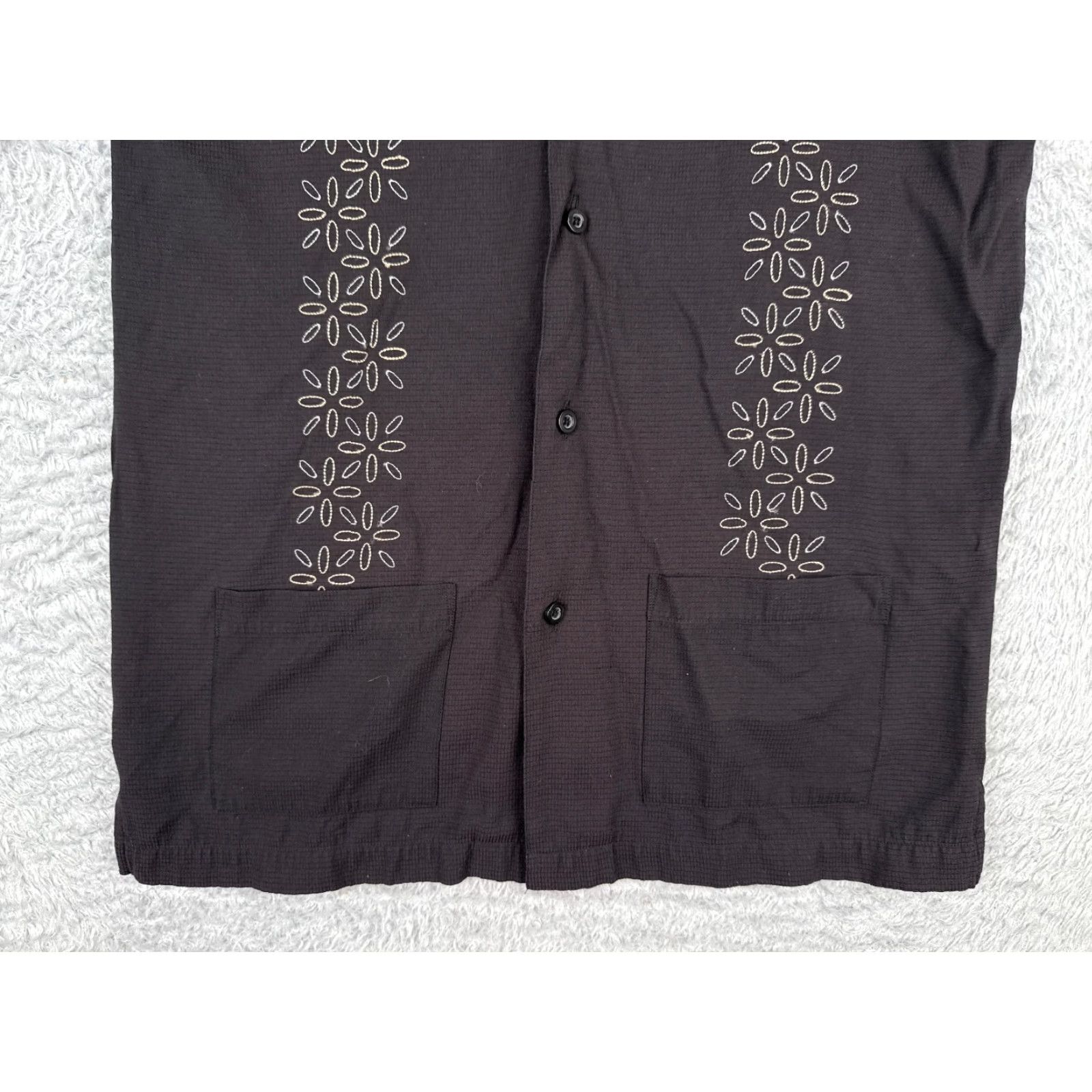 Vintage Sobrino Shirt Adult Small Black Floral Rayon Polyester Blend Button-Up, Flower, Floral, Classic, Beach, Short Sleeve, Mens Size US S / EU 44-46 / 1 - 5 Thumbnail
