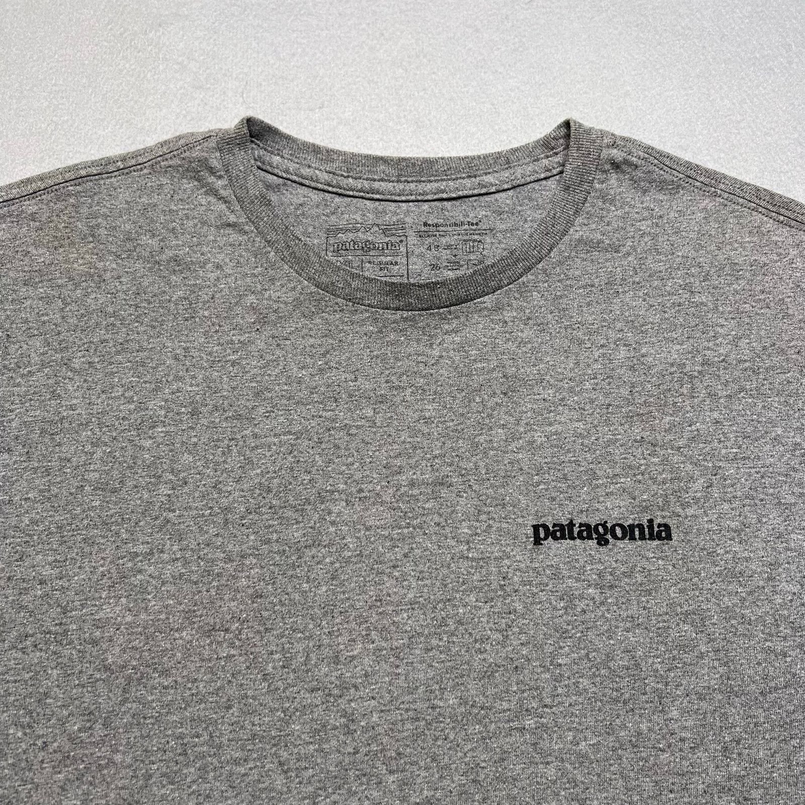 Patagonia Patagonia P-6 Logo Responsibili Tee Graphic T Shirt Men’s XL Size US XL / EU 56 / 4 - 2 Thumbnail