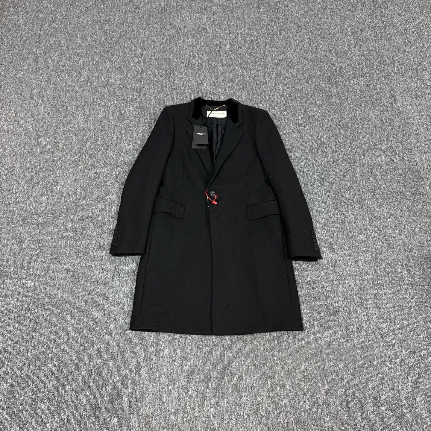 Saint Laurent Paris Saint Laurent Paris Medium-to-long length velvet-collar su Size M / US 6-8 / IT 42-44 - 1 Thumbnail
