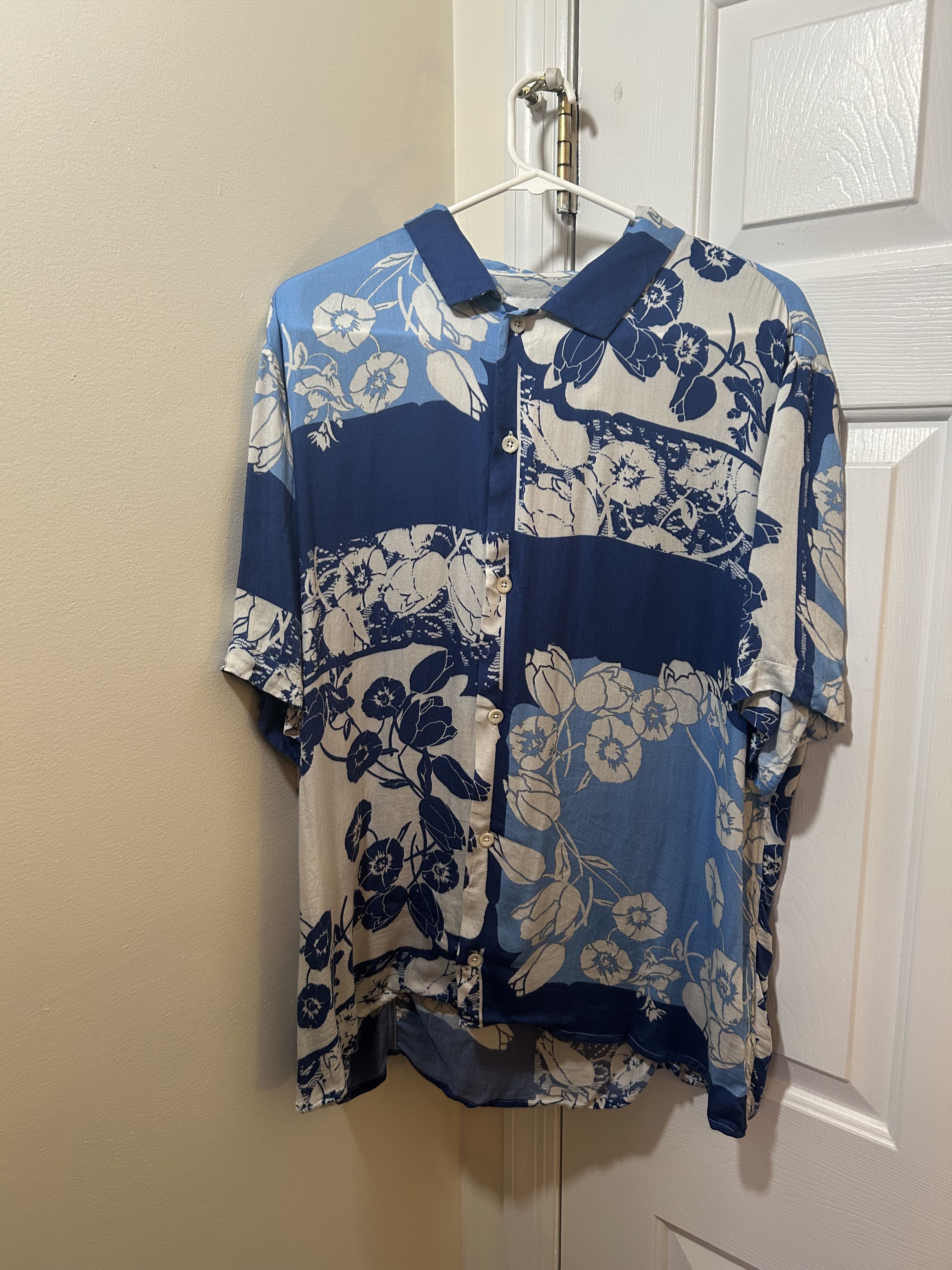 Corridor Corridor Floral Short Sleeve Button Up Size US L / EU 52-54 / 3 - 1 Thumbnail