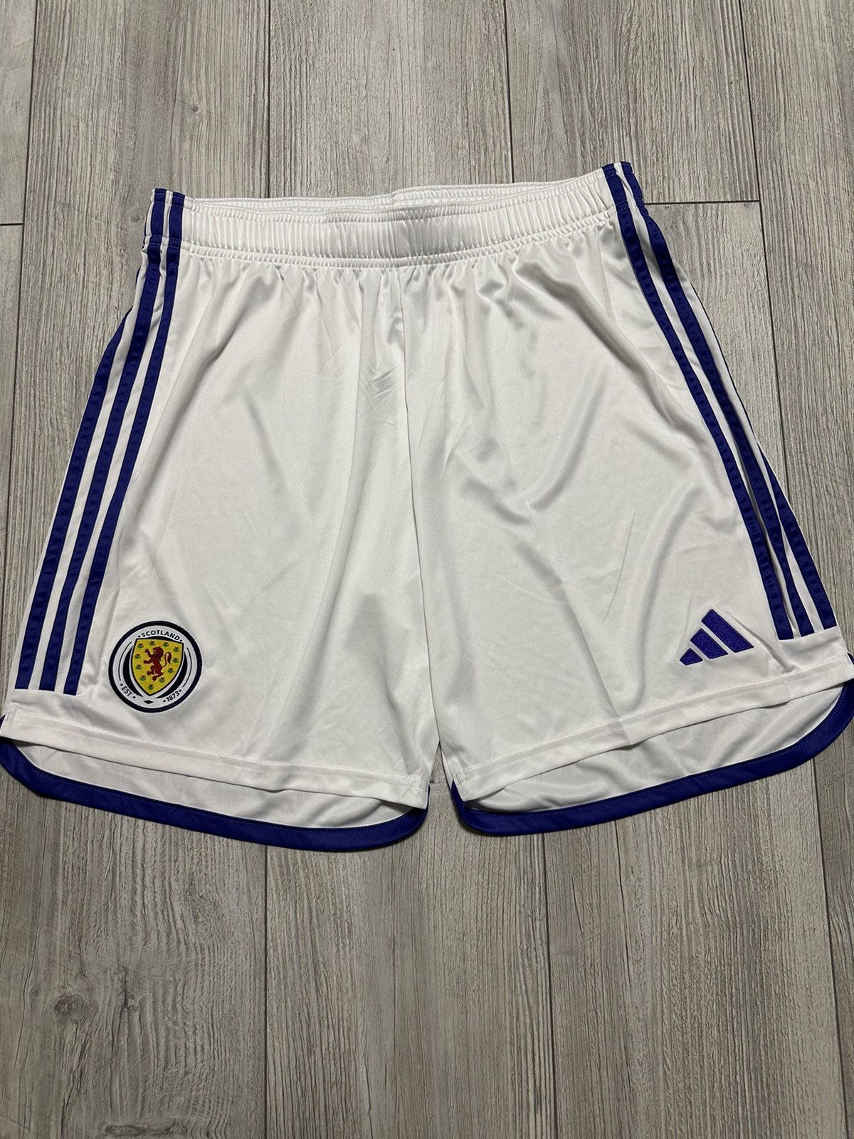 Adidas Adidas Scotland Team Home football shorts 2022 Mens Size L Size US 34 / EU 50 - 1 Thumbnail