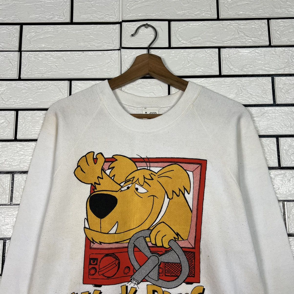Fruit Of The Loom 90’s Hanna Barbera WACKY RACES Graphic Sweatshirt #4004-C182 Size US M / EU 48-50 / 2 - 2 Thumbnail