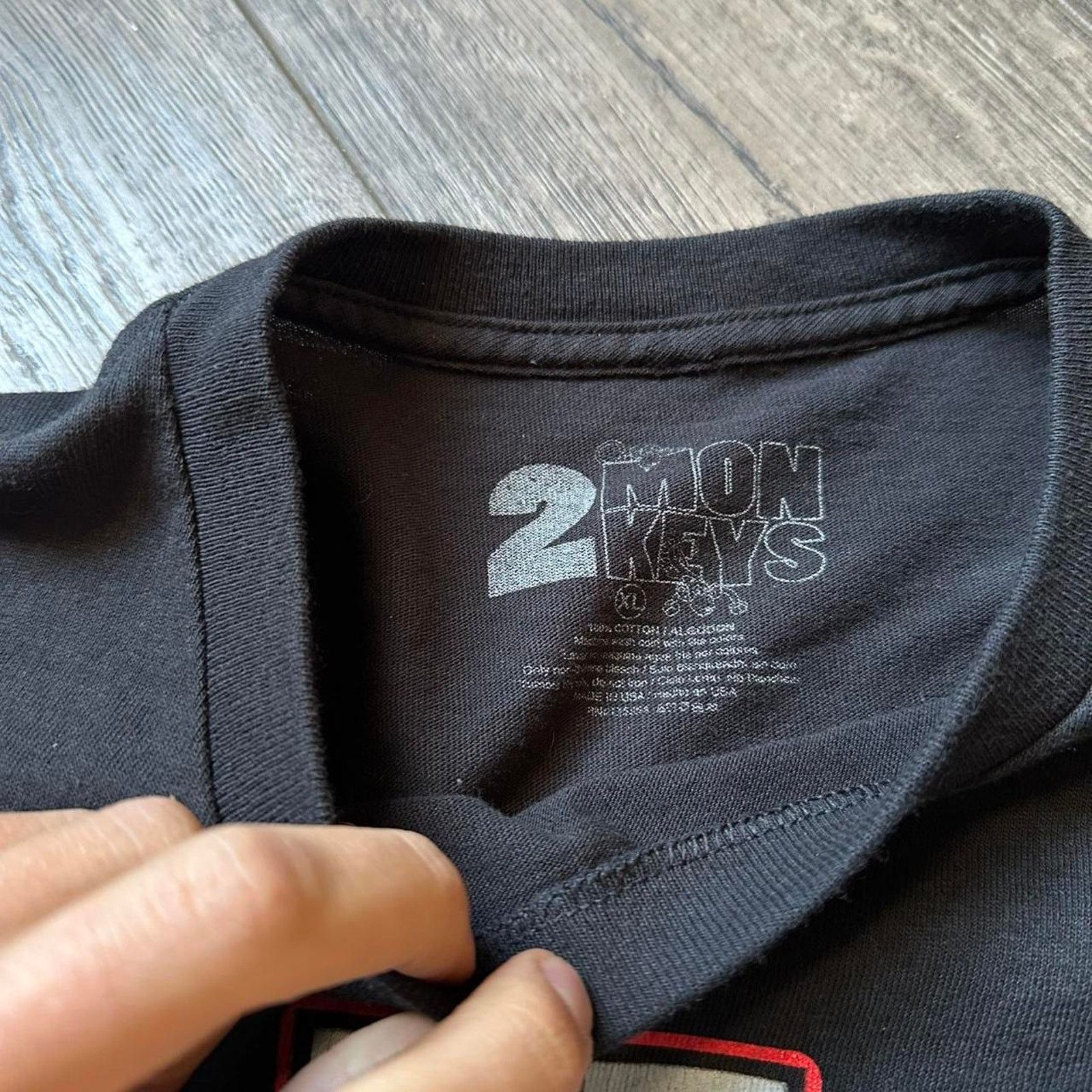 Vintage Swag Vintage Epic Y2K 00s Emo Mall Goth Swag Never Die Shirt Size US XL / EU 56 / 4 - 4 Thumbnail
