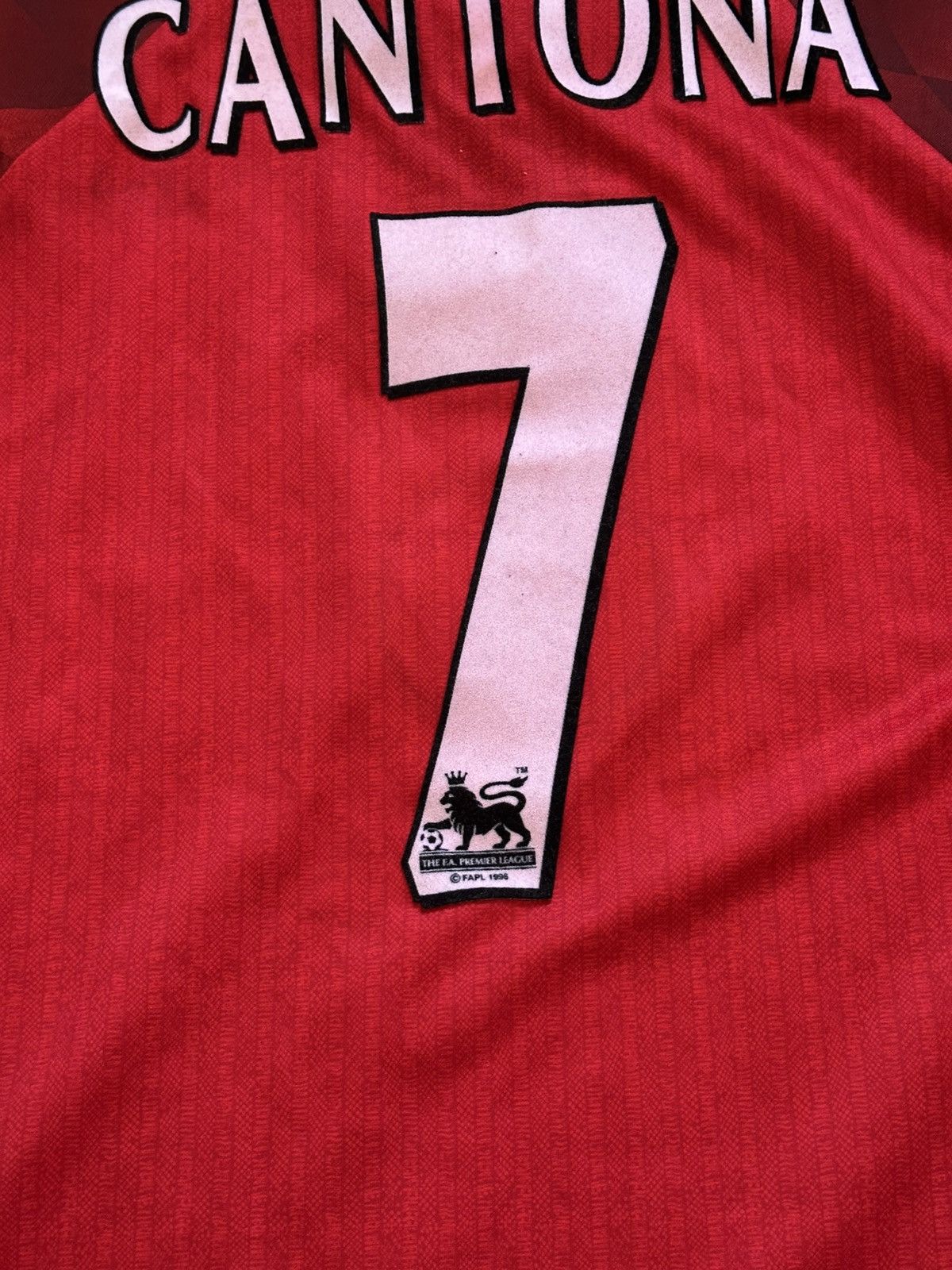Umbro Vintage Umdro Machster United #7 Cantona Sharp 1996-1998 Size US L / EU 52-54 / 3 - 11 Thumbnail