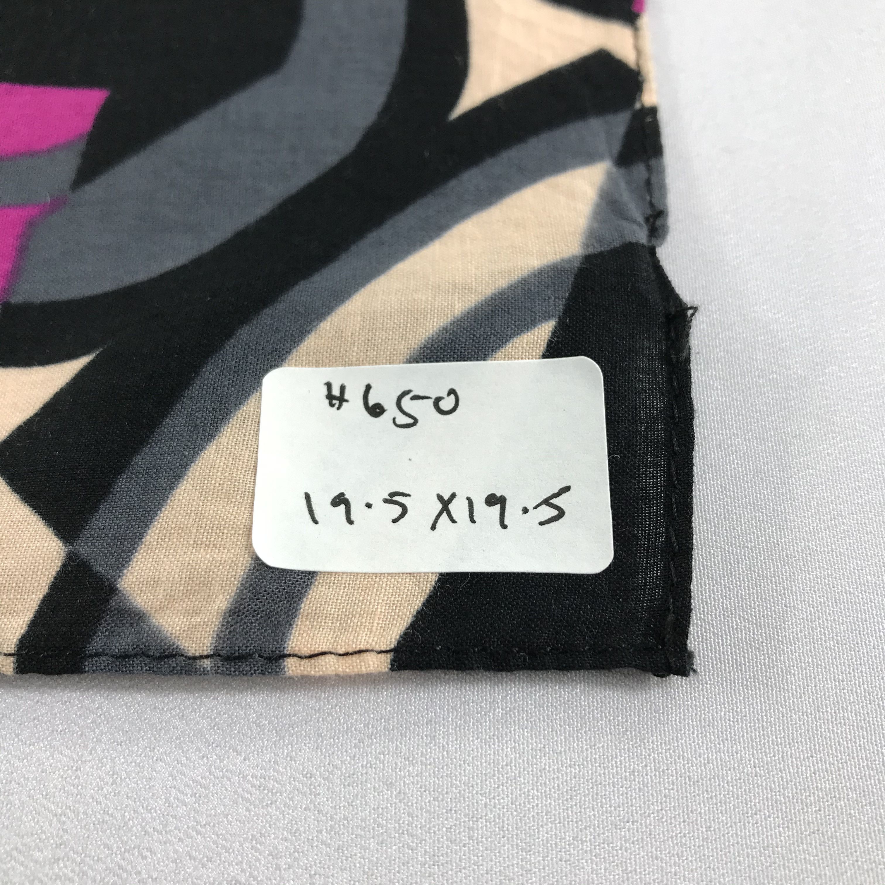 Diane von Furstenberg Diane Von Furstenberg Abstract Handkerchief Bandana H650 Size ONE SIZE - 7 Thumbnail