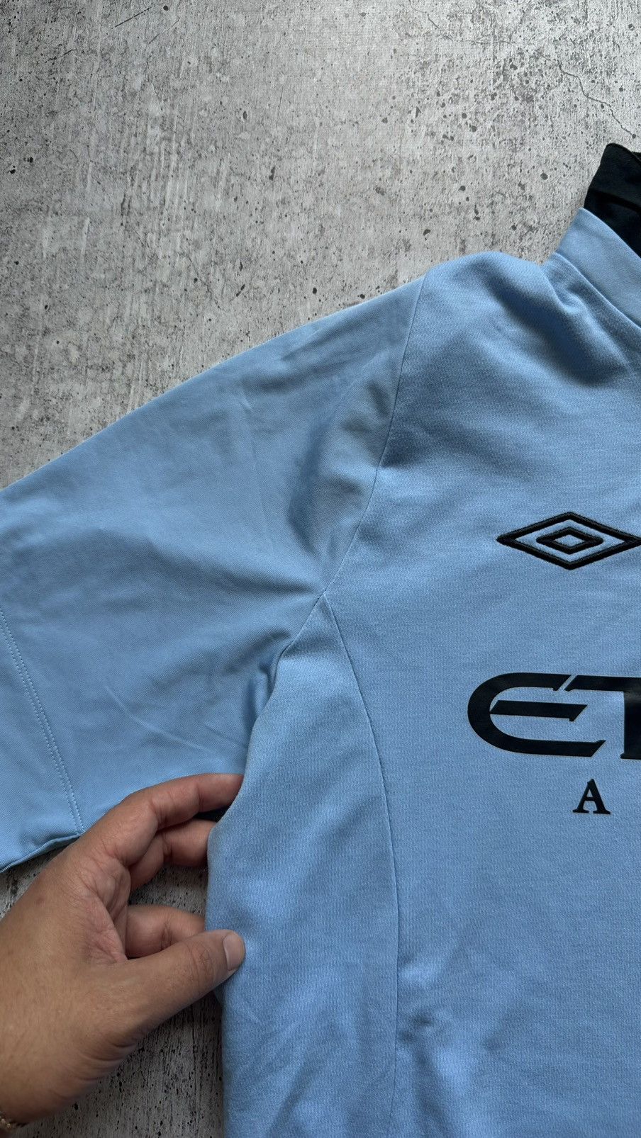 Umbro 2012/13 Umbro Manchester City Vintage Home Soccer Jersey Size US L / EU 52-54 / 3 - 10 Thumbnail