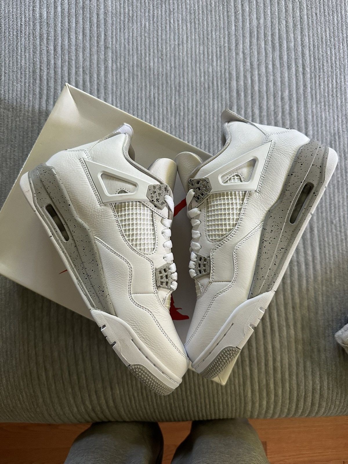 Jordan Brand Nike Air Jordan 4 Retro White Oreo size 9.5 Size US 9.5 / EU 42-43 - 2 Thumbnail