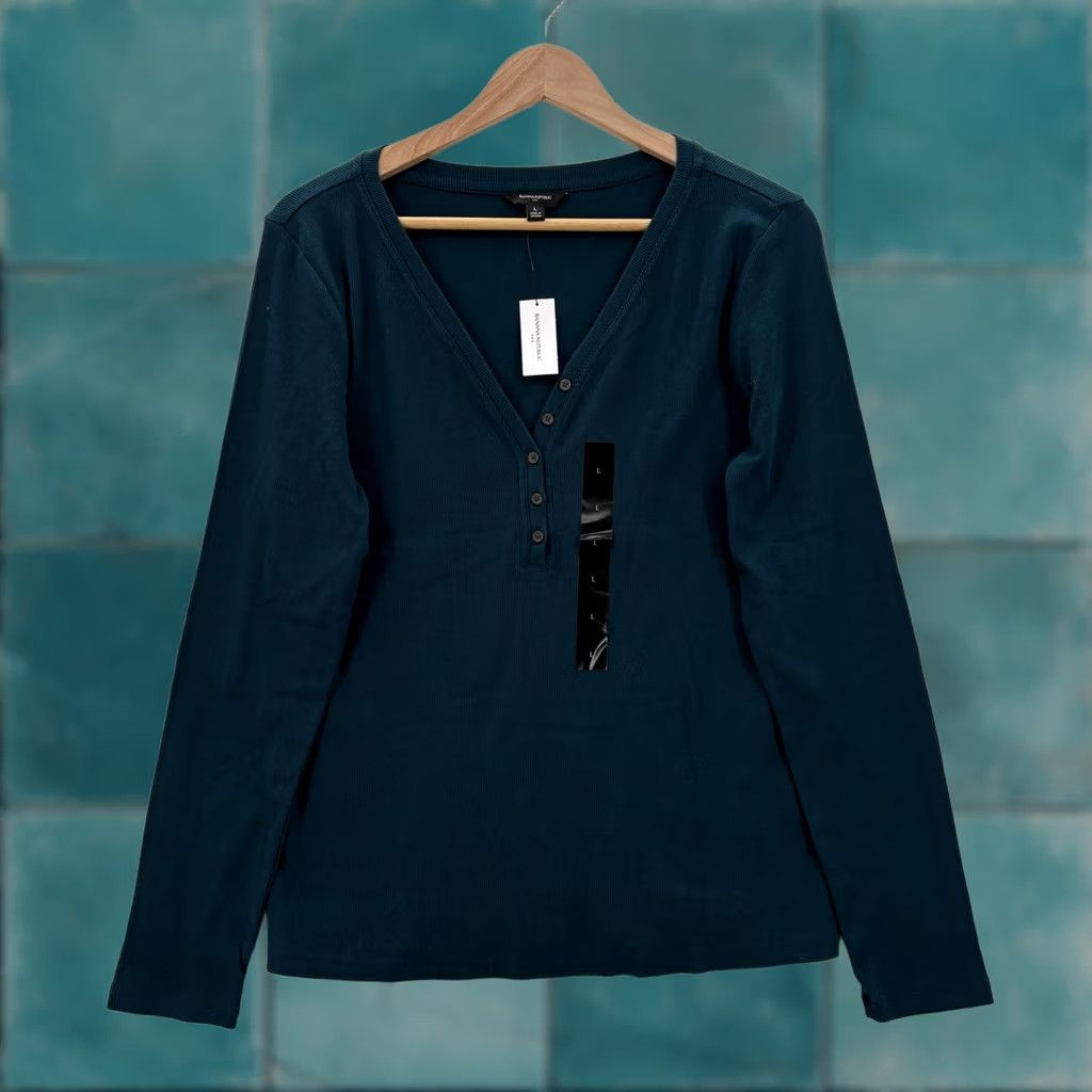 Banana Republic Banana Republic Sweater Womens Large Green Ribbed Henley Long Sleeve Casual NWT Size L / US 10 / IT 46 - 1 Thumbnail