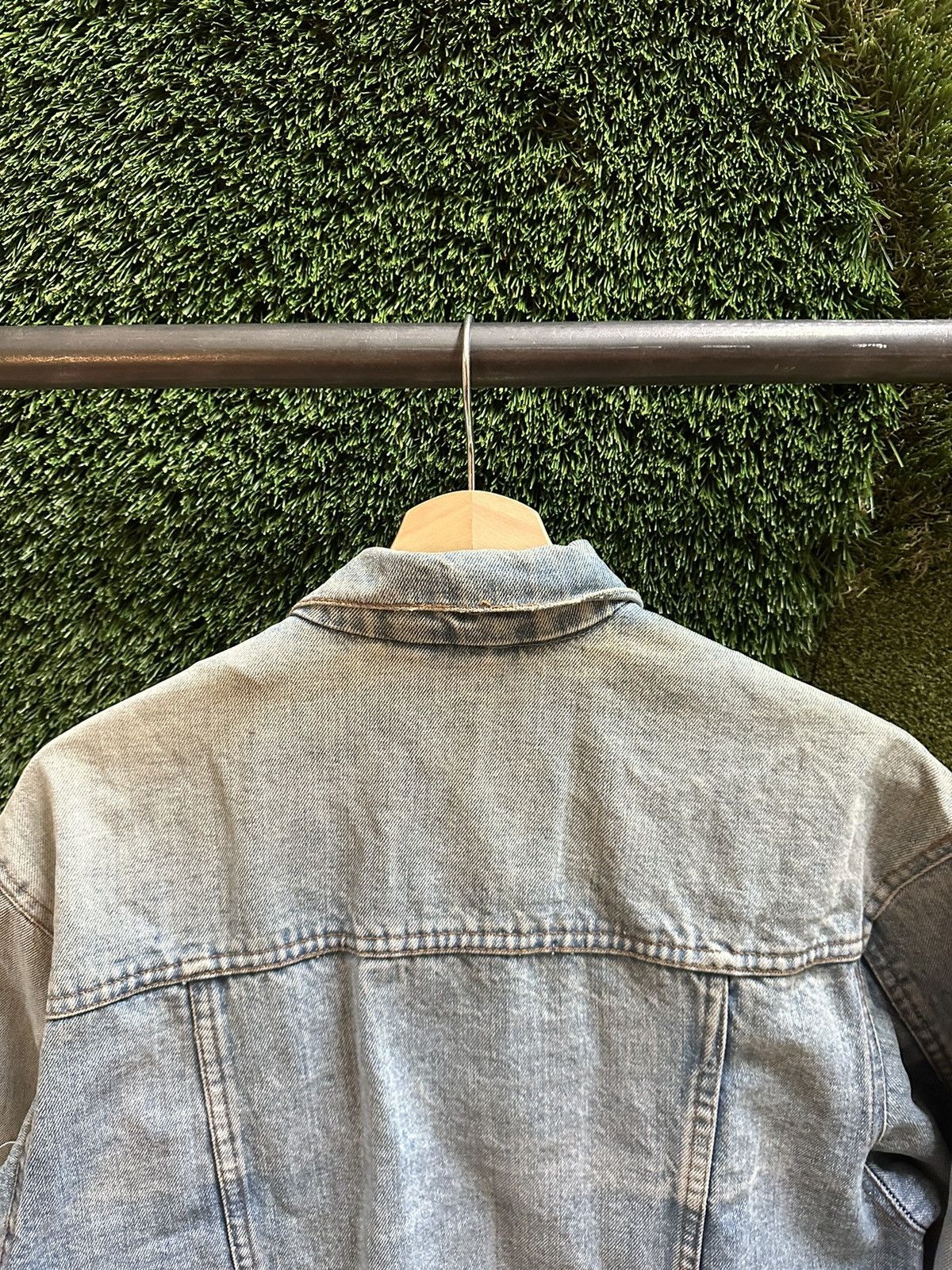 Vintage Vintage Three Seventeen Light Wash Denim Jacket Small Size US S / EU 44-46 / 1 - 4 Thumbnail