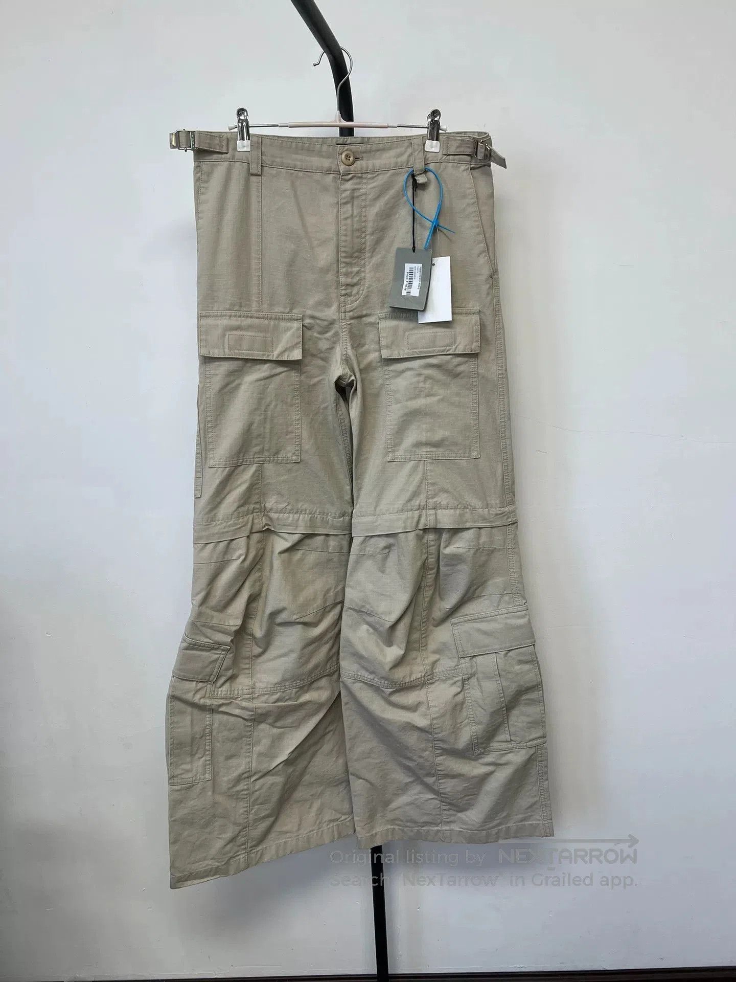 Balenciaga Balenciaga Cargo Flared Pants. Size 28" / US 6 / IT 42 - 1 Thumbnail