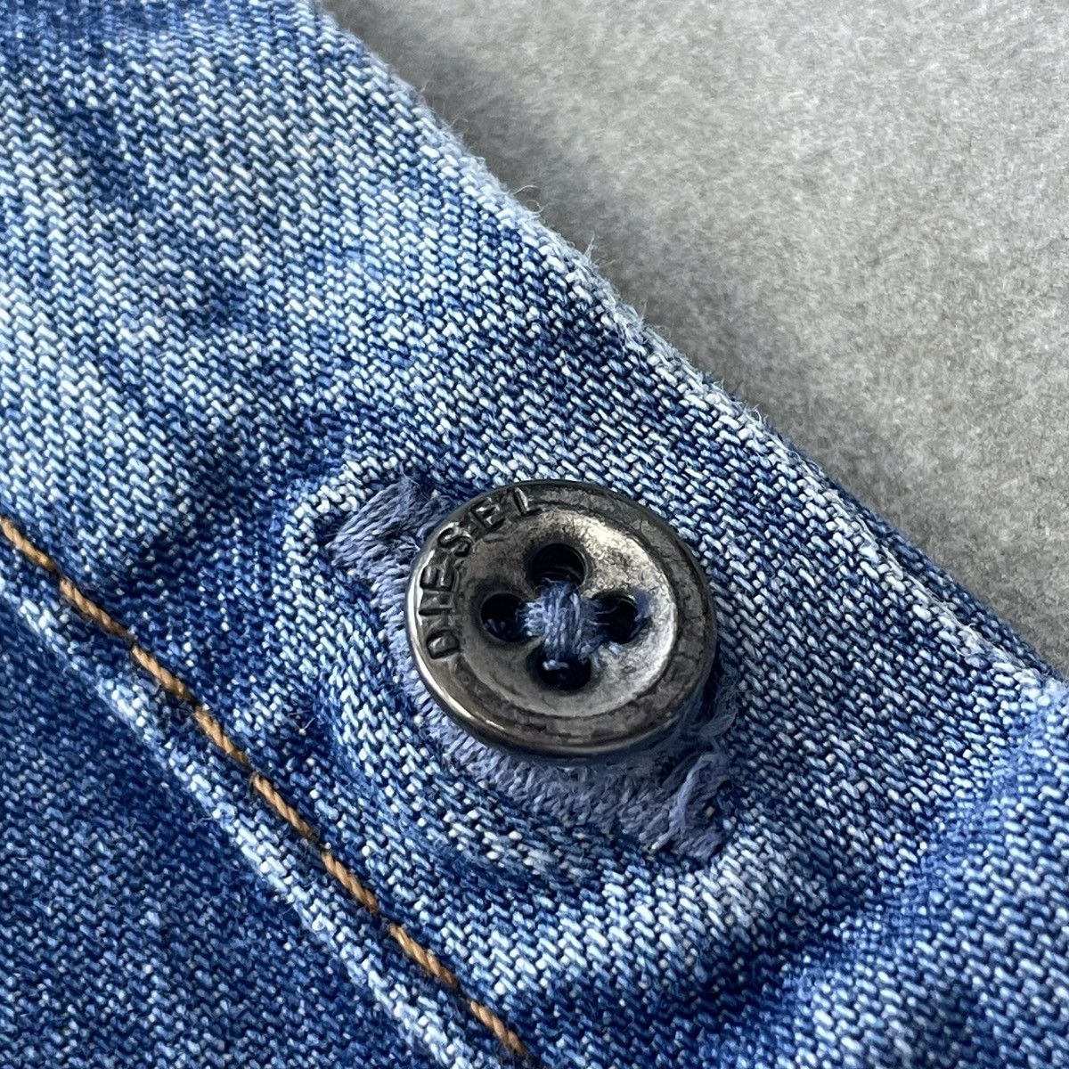 Diesel Diesel Button Shirt Size L Size US L / EU 52-54 / 3 - 18 Thumbnail