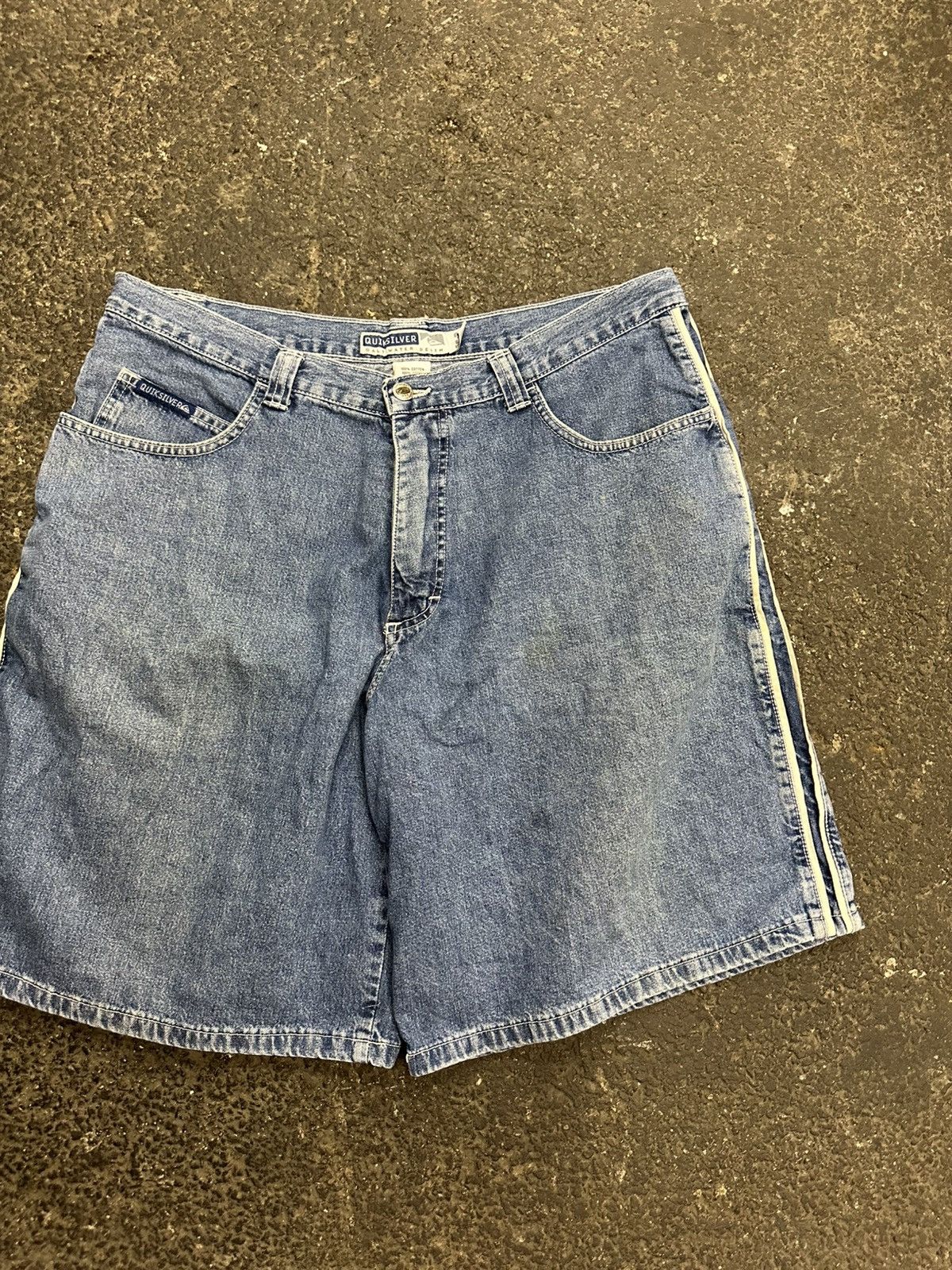 Quiksilver × Vintage Y2K quicksilver baggy jorts Size US 35 - 4 Thumbnail