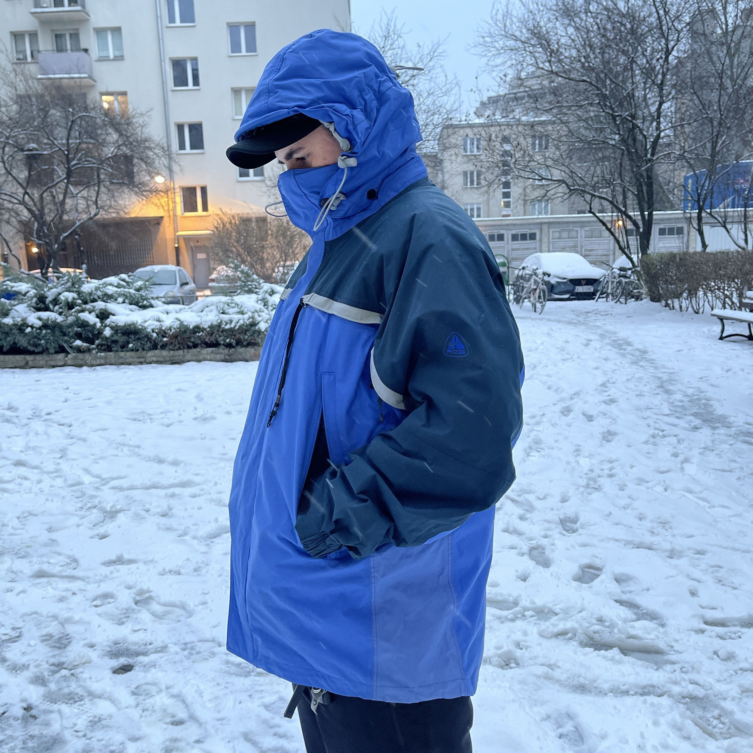 image of Nike Acg Blue Snow Winter Jacket - M in Black/Blue, Men's (Size Medium)