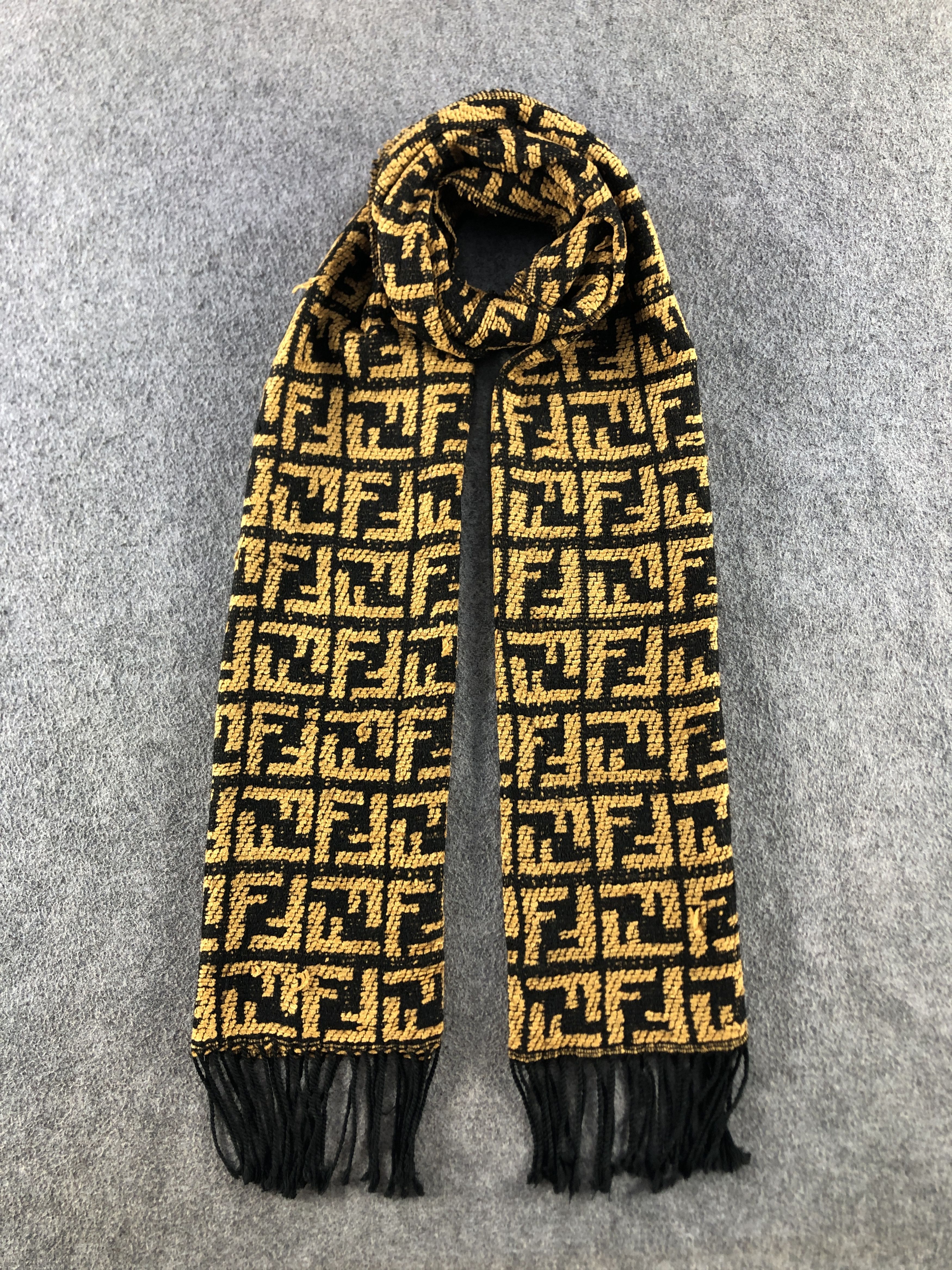 Fendi Fendi Monogram Scarf / Muffler / Neckwear P840 Size ONE SIZE - 1 Thumbnail