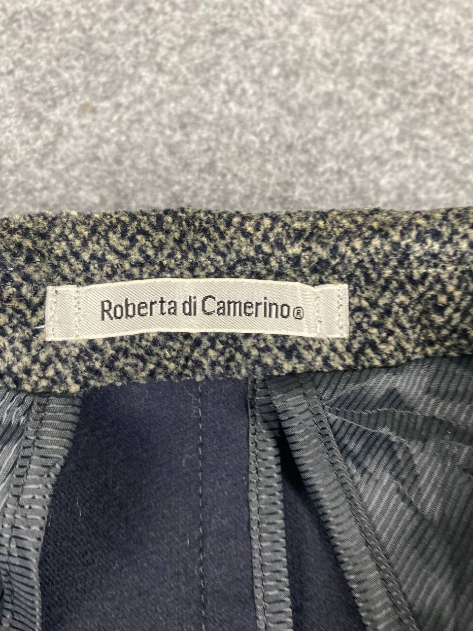 Roberta di Camerino roberta di camerina blazzer nice design Size US L / EU 52-54 / 3 - 8 Thumbnail