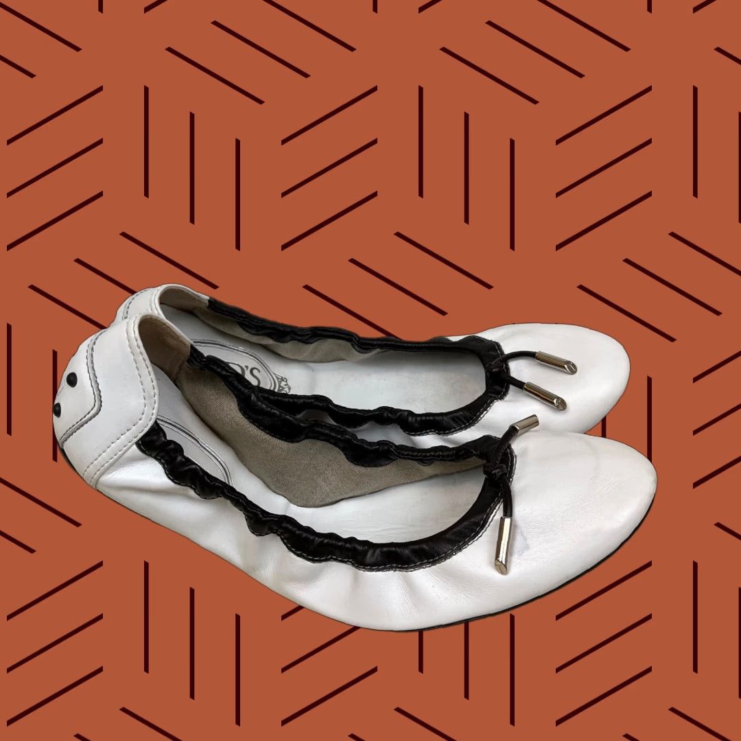 Vintage Tod's Women Flat Leather Slip-On US 9 EU 39 White Foldable Career Dress Shoes 90s Designer Womens Size ONE SIZE - 1 Thumbnail