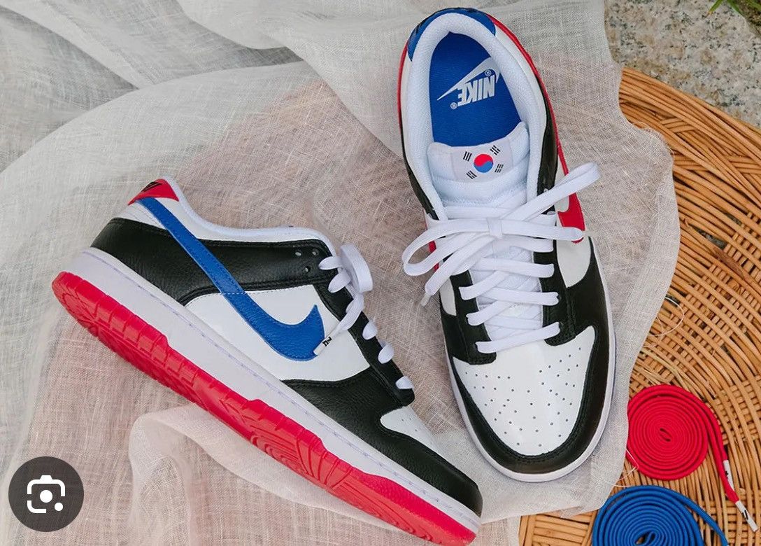 Nike Nike Dunk Low Seoul Korea Exclusive Size US 9.5 / EU 42-43 - 1 Thumbnail