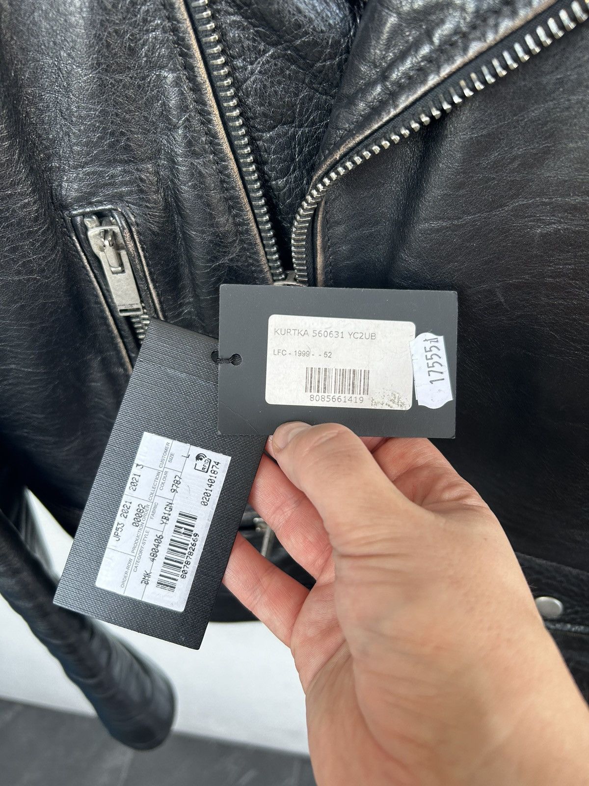 Saint Laurent Paris Saint Laurent Ramones leather jacket with big logo on back Size US L / EU 52-54 / 3 - 6 Thumbnail