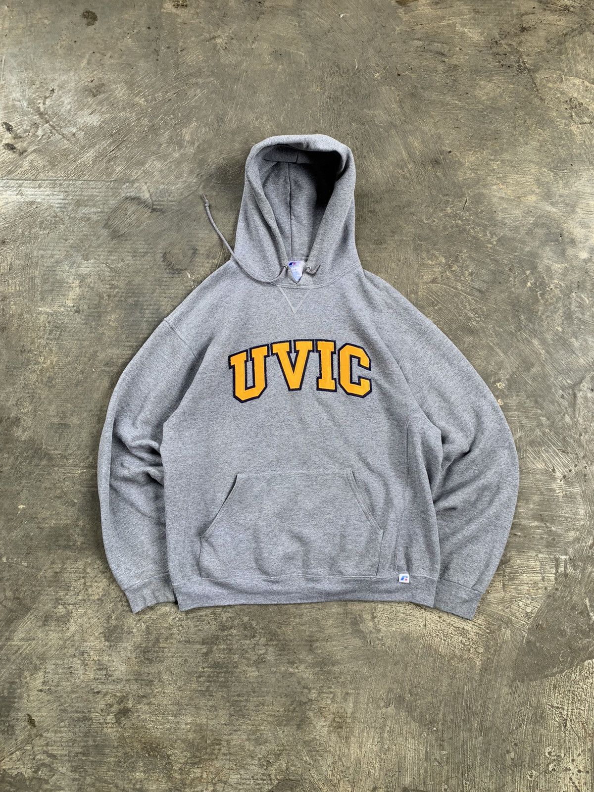 Other Russel athlletics UVIC unuversity hoodie Size US XL / EU 56 / 4 - 1 Thumbnail