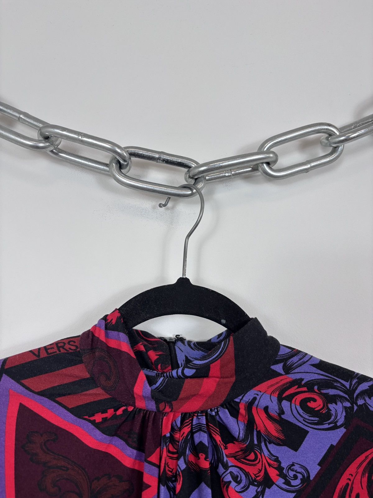 Versace Jeans Couture Versace Jeans Couture NWT Women’s Baroque Print Top Blouse Size S / US 4 / IT 40 - 4 Thumbnail