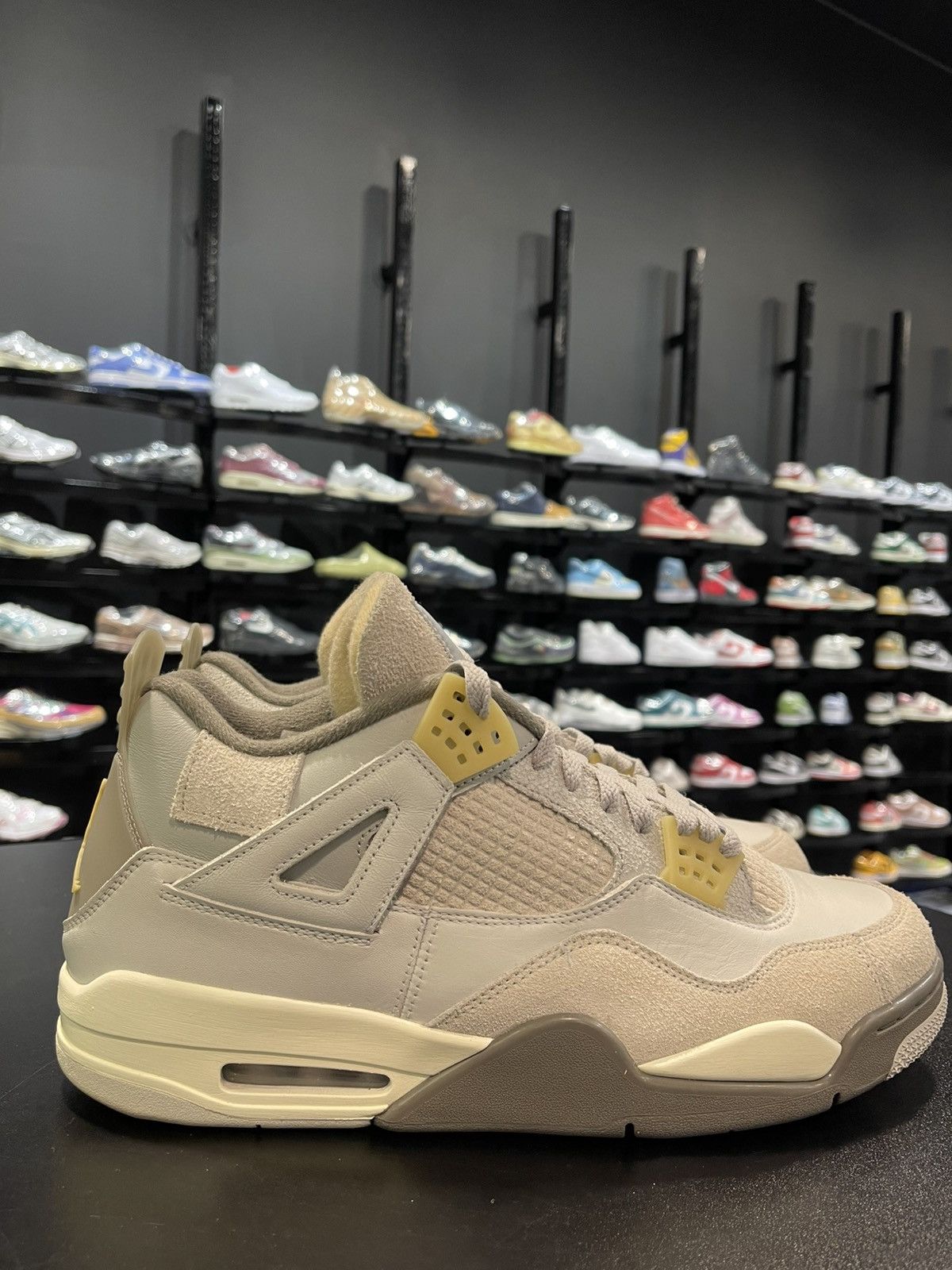 Jordan Brand Size 13 - Jordan 4 Craft Photon Dust Size US 13 / EU 46 - 3 Thumbnail