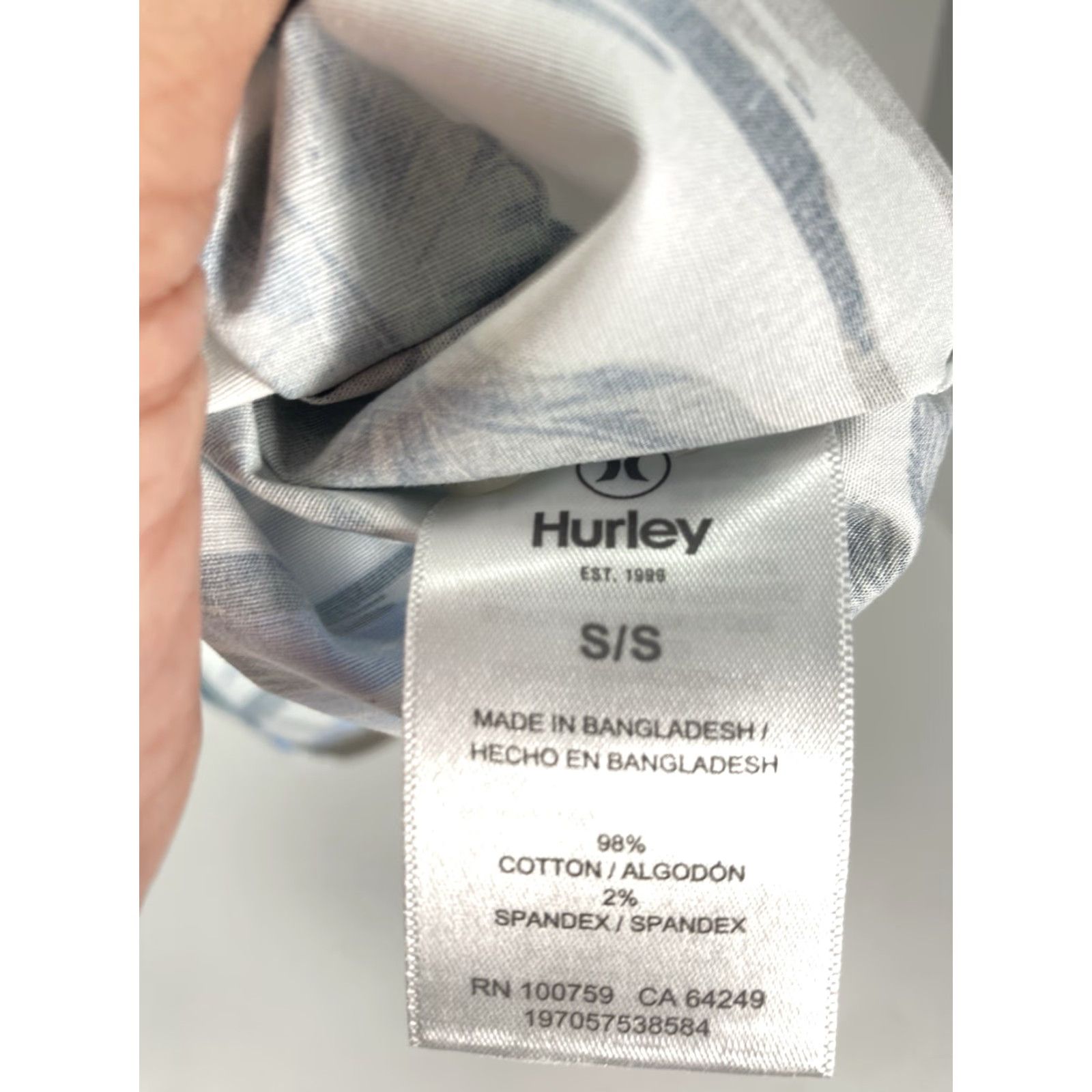 Hurley Hurley Patio Cabana Shirt Men Sz Small AOP Floral Button Short Sleeve Casual NWT Size US S / EU 44-46 / 1 - 7 Thumbnail