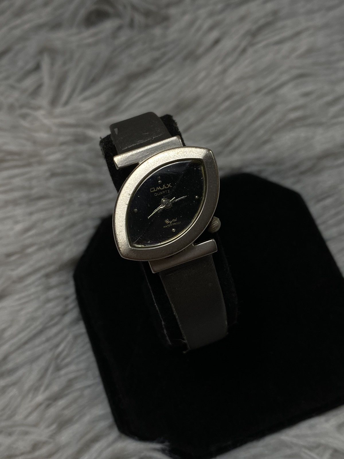 Japanese Brand × Jewelry × Vintage Rare❗️ Omax Black Dial Watch | Japanese Brand Size ONE SIZE - 5 Thumbnail