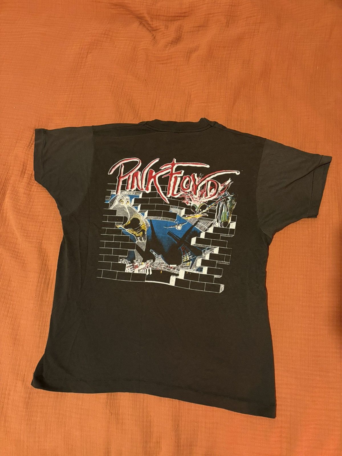 Other Pink Floyd tour vintage band T Size US L / EU 52-54 / 3 - 2 Thumbnail