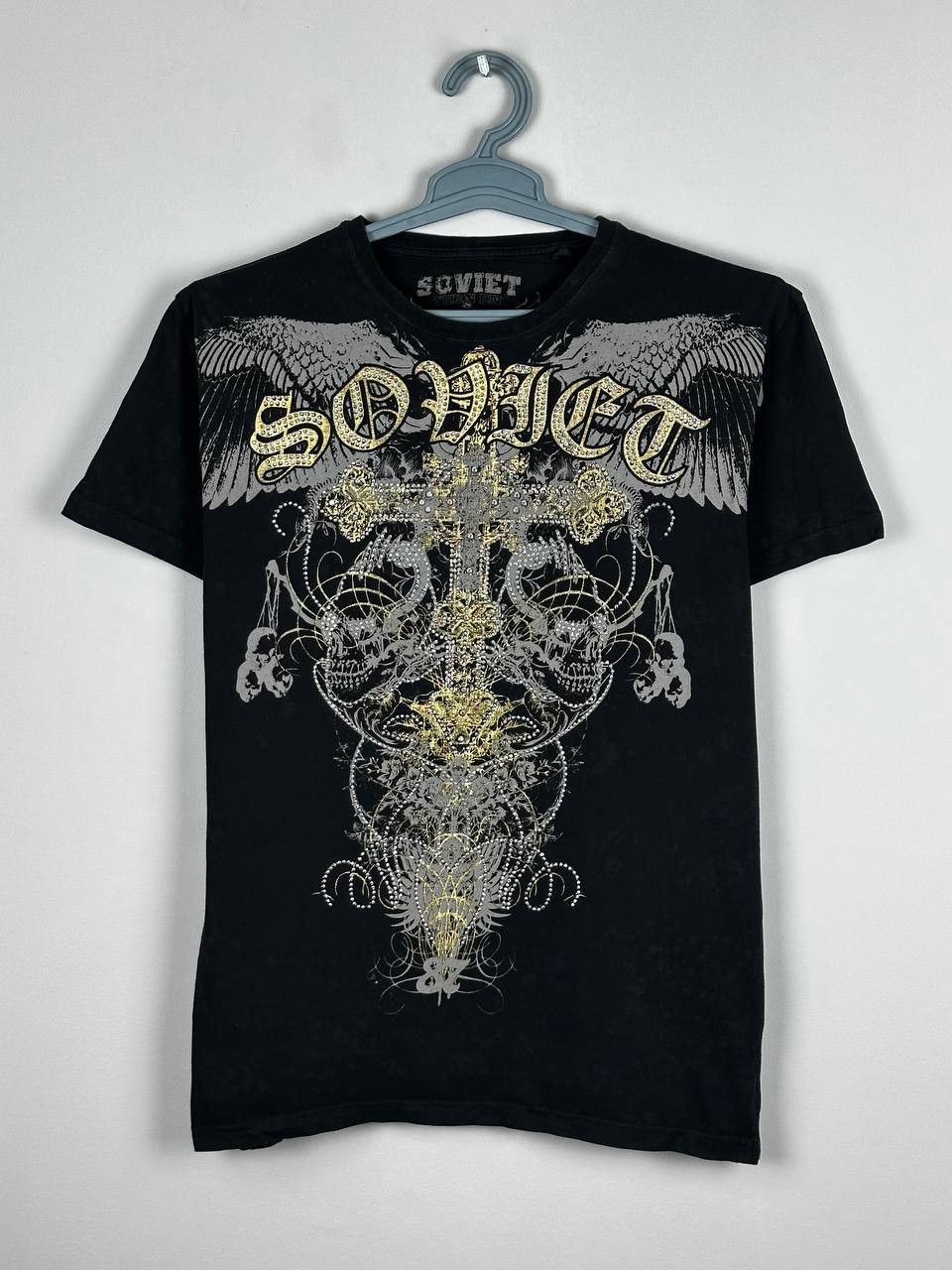 Vintage Avant Garde Rhinestone Skull Cross Wings T Shirt Size US L / EU 52-54 / 3 - 1 Thumbnail