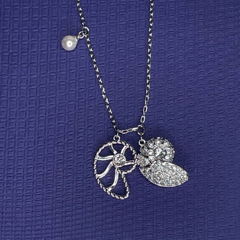 Swarovski Swarovski Shell Nautilus pendant Shell Necklace Size ONE SIZE - 4 Thumbnail