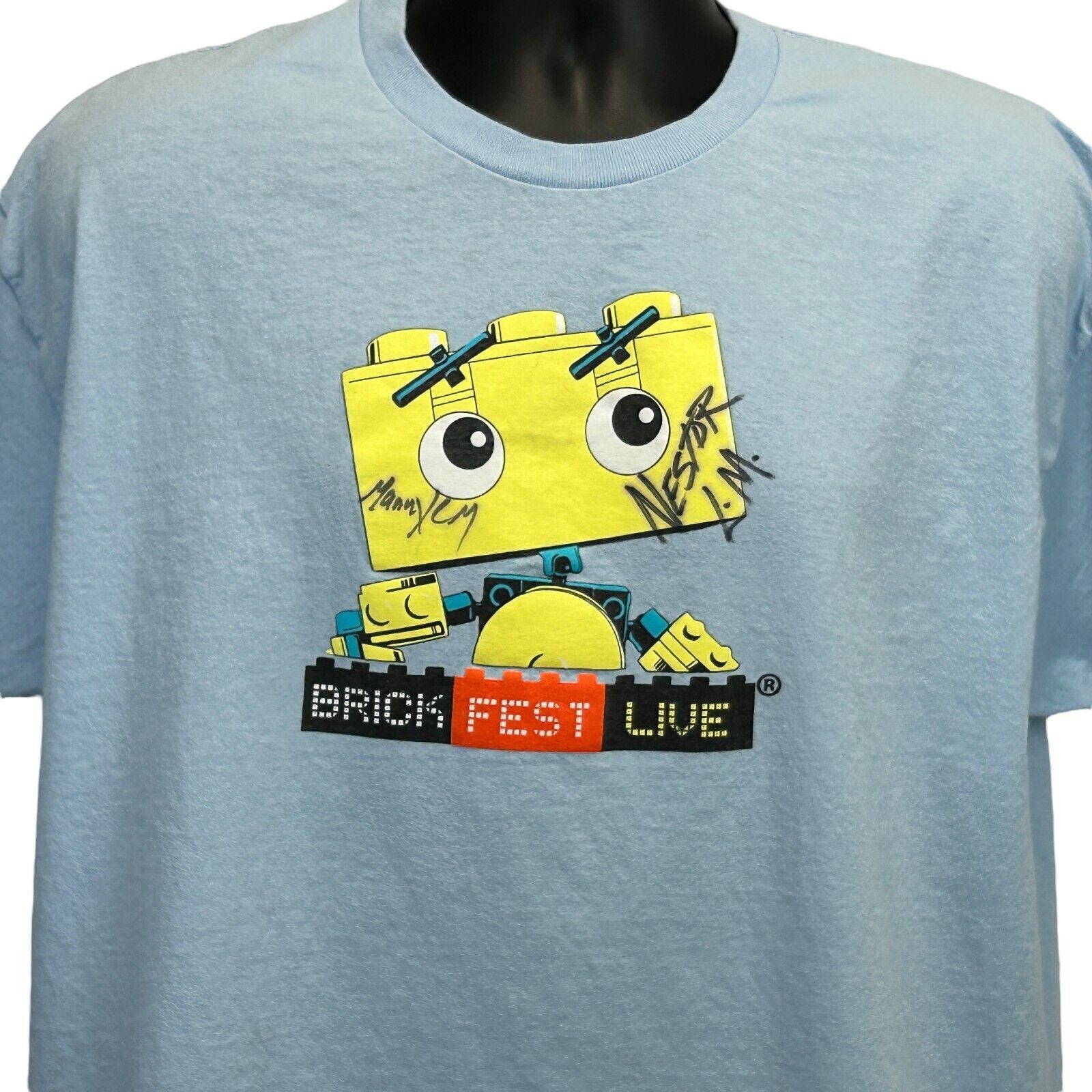 Gildan Brick Fest Live T Shirt LEGO Masters Manny Nestor XL X-Large Size US XL / EU 56 / 4 - 1 Thumbnail