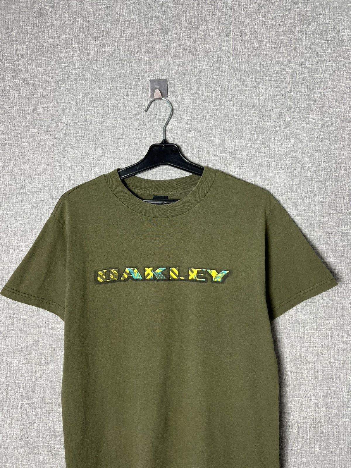 Oakley × Vintage Oakley Double Sided Big Logo Khaki Tee Men’s Size S Size US S / EU 44-46 / 1 - 3 Thumbnail