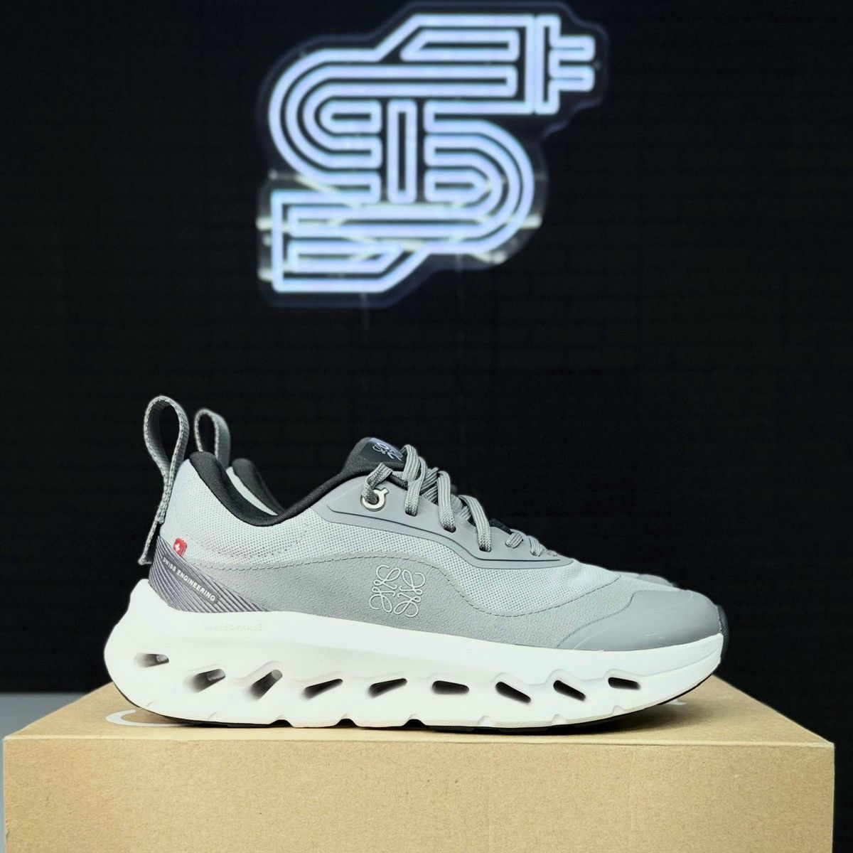 Loewe × On Loewe x On Cloud Size US 5 / EU 37 - 2 Thumbnail