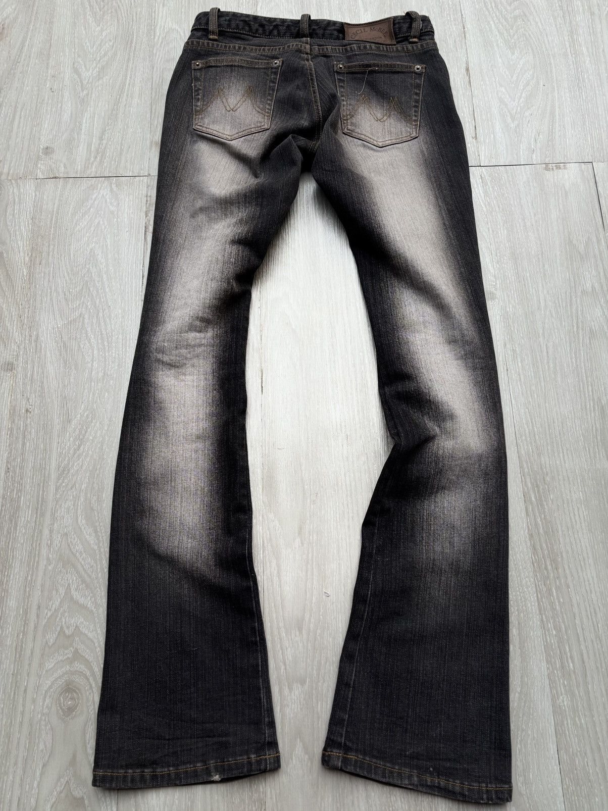 Japanese Brand CECIL MCBEE distressed micro flare jeans Size US 26 / EU 42 - 5 Thumbnail