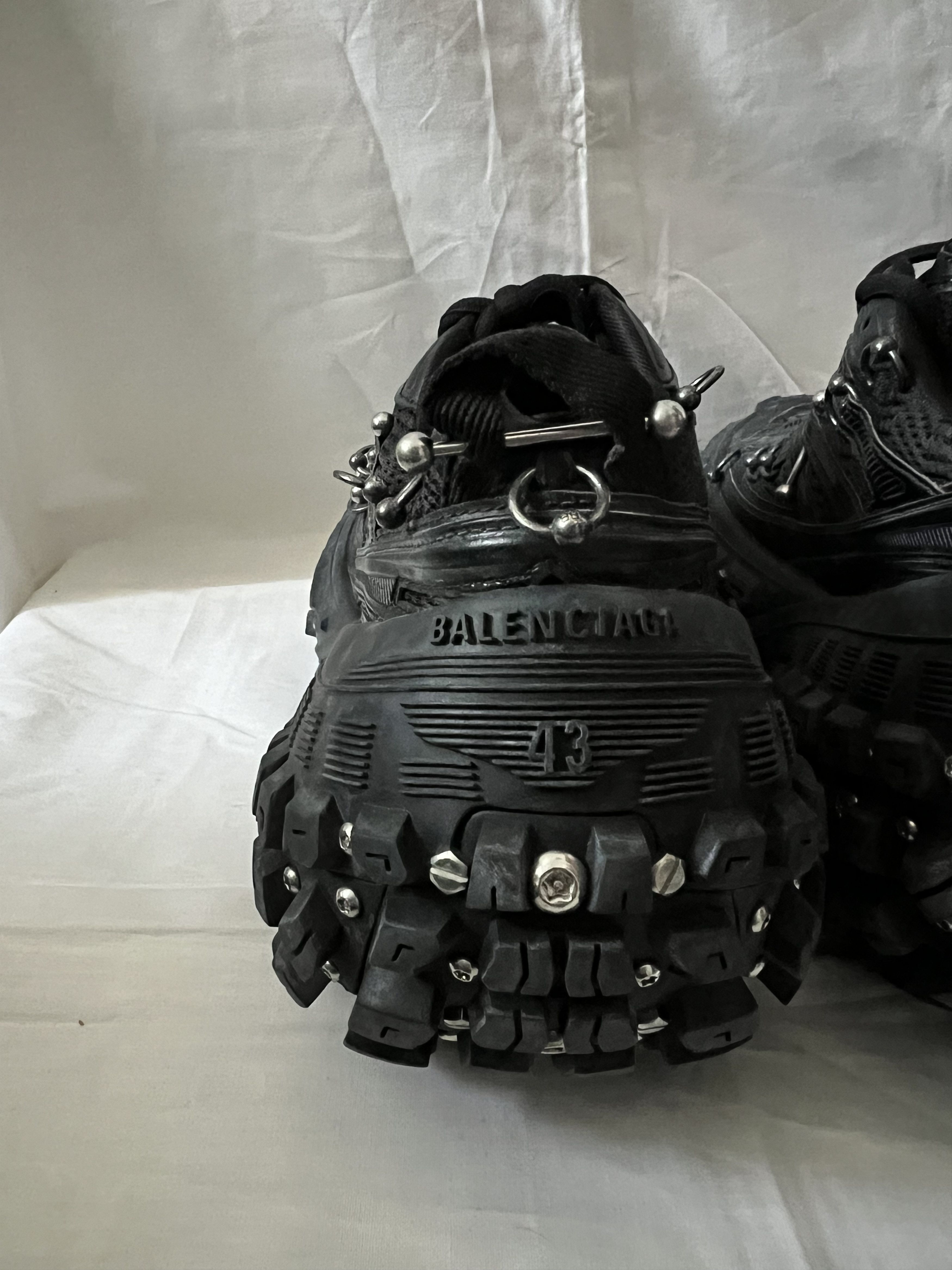 Balenciaga Balenciaga Sneakers Bouncer Piercing Size US 10 / EU 43 - 9 Thumbnail